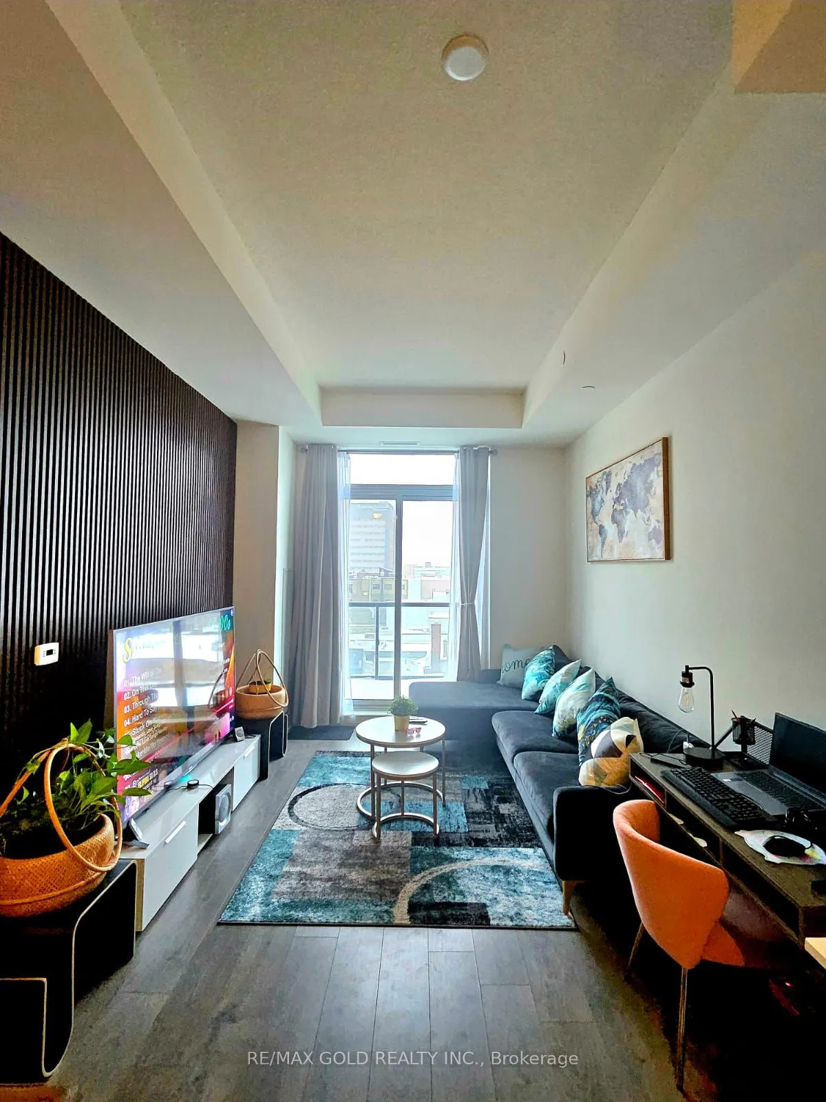 55 Duke Street, #416