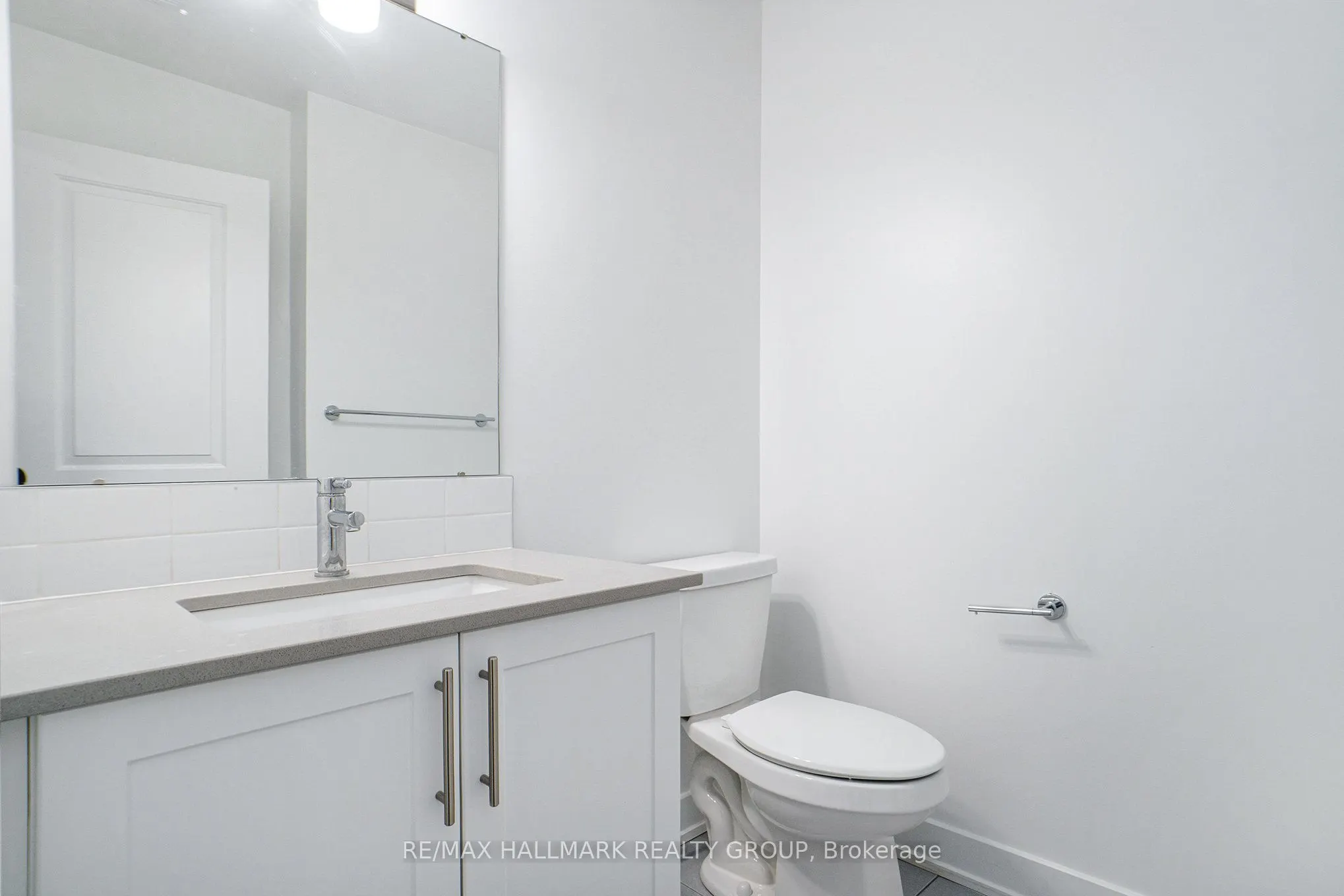 380 Rolling Meadows Crescent, #F