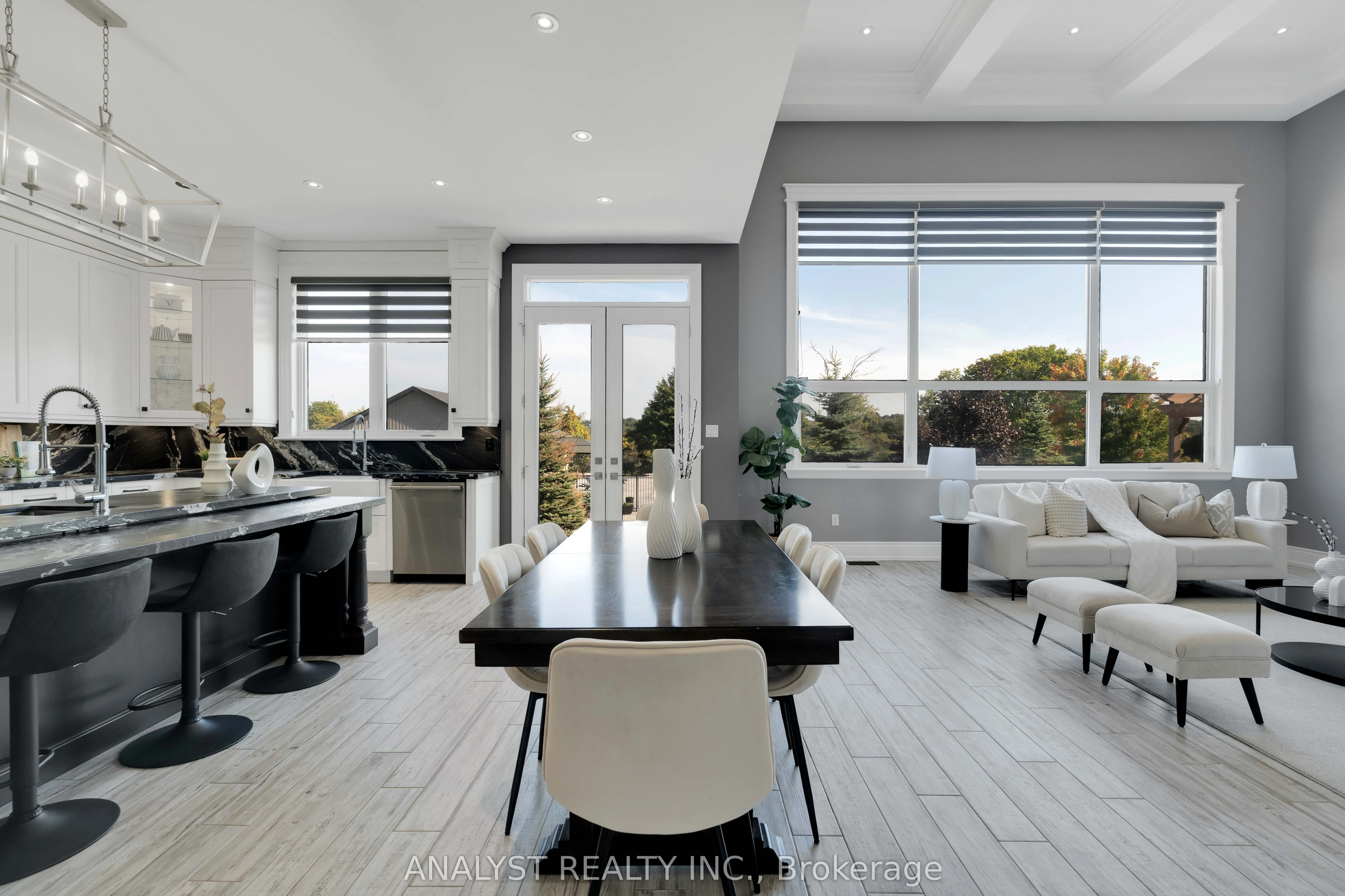 9383 Wellington Road 124
