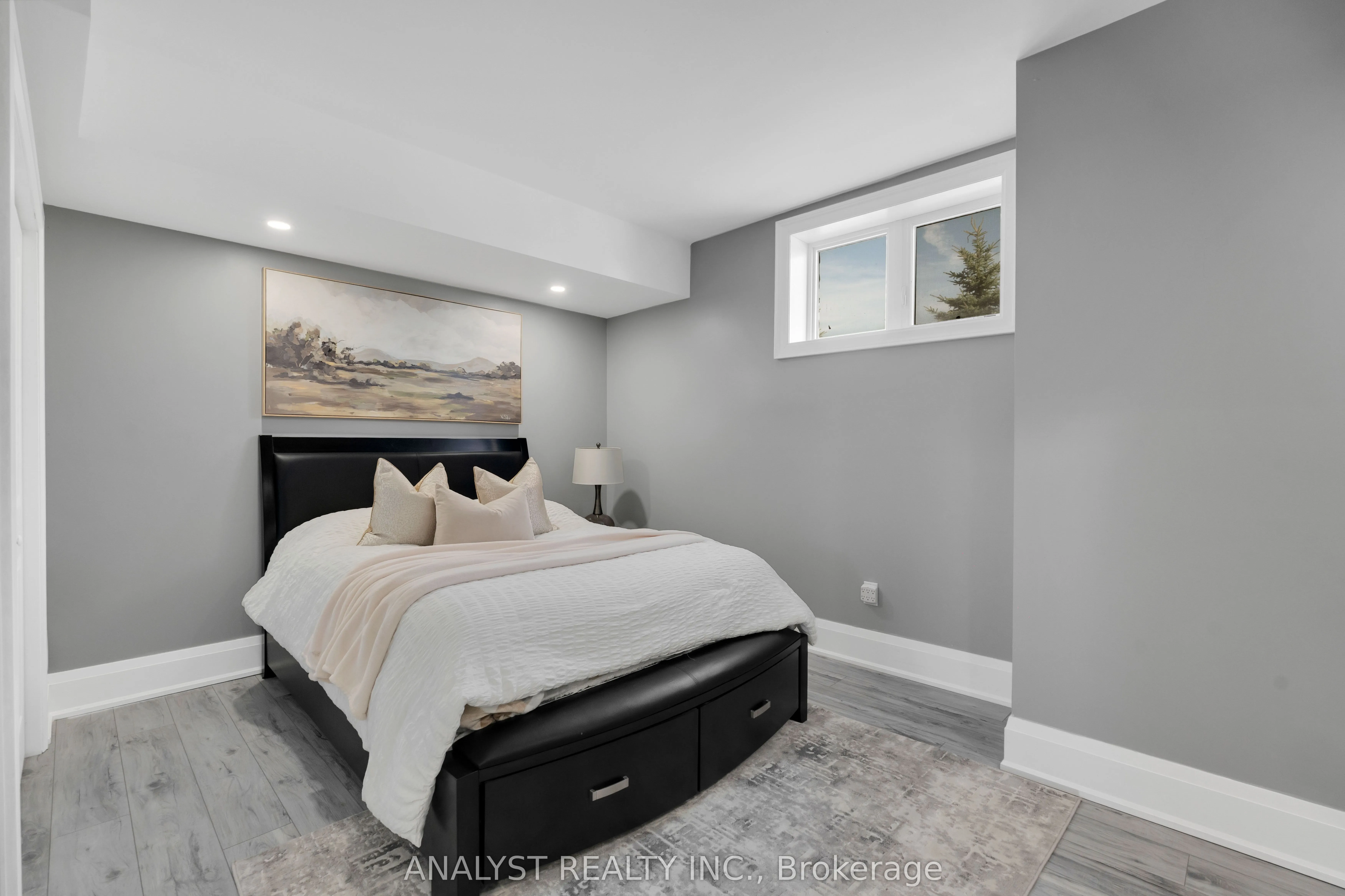 9383 Wellington Road 124