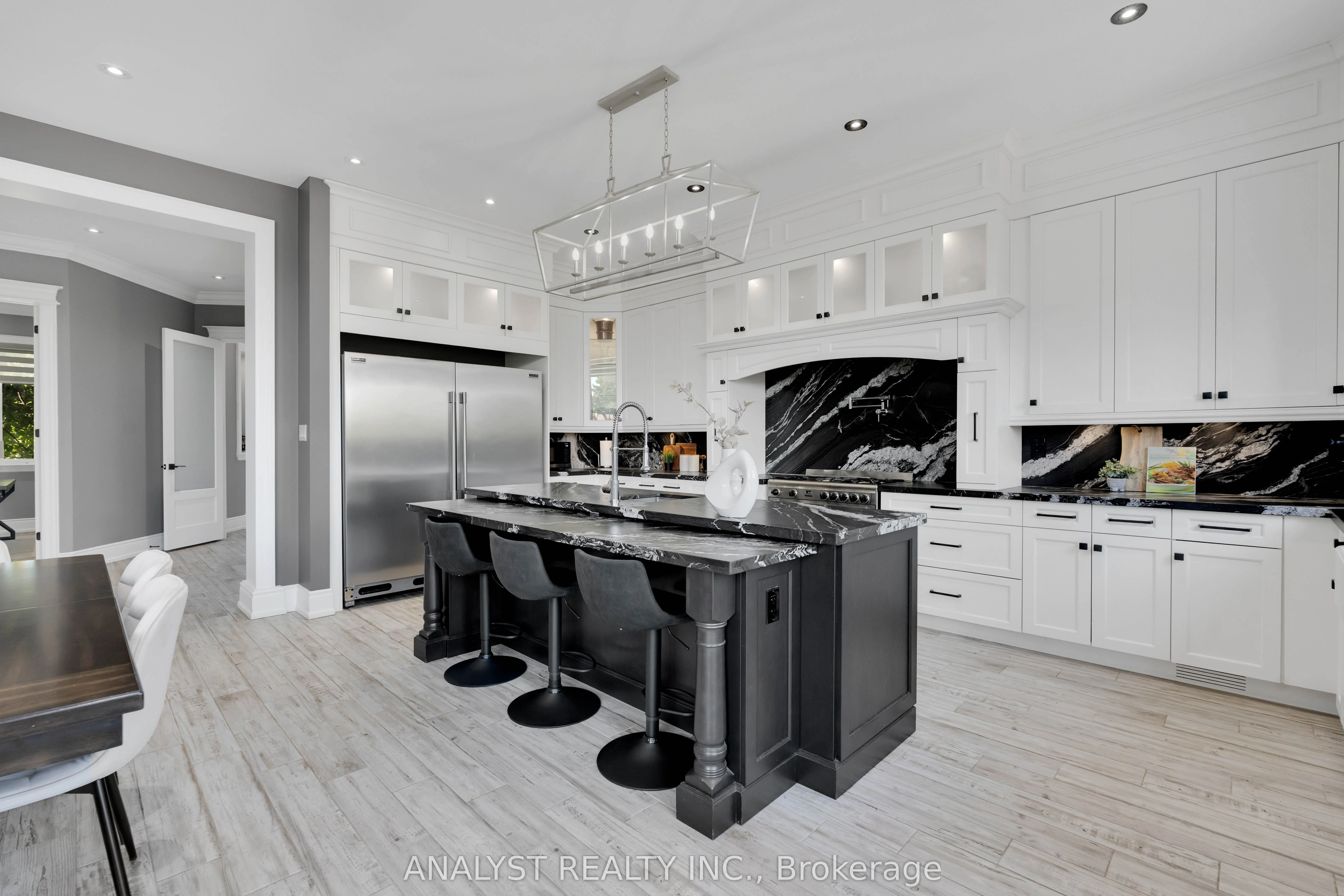 9383 Wellington Road 124