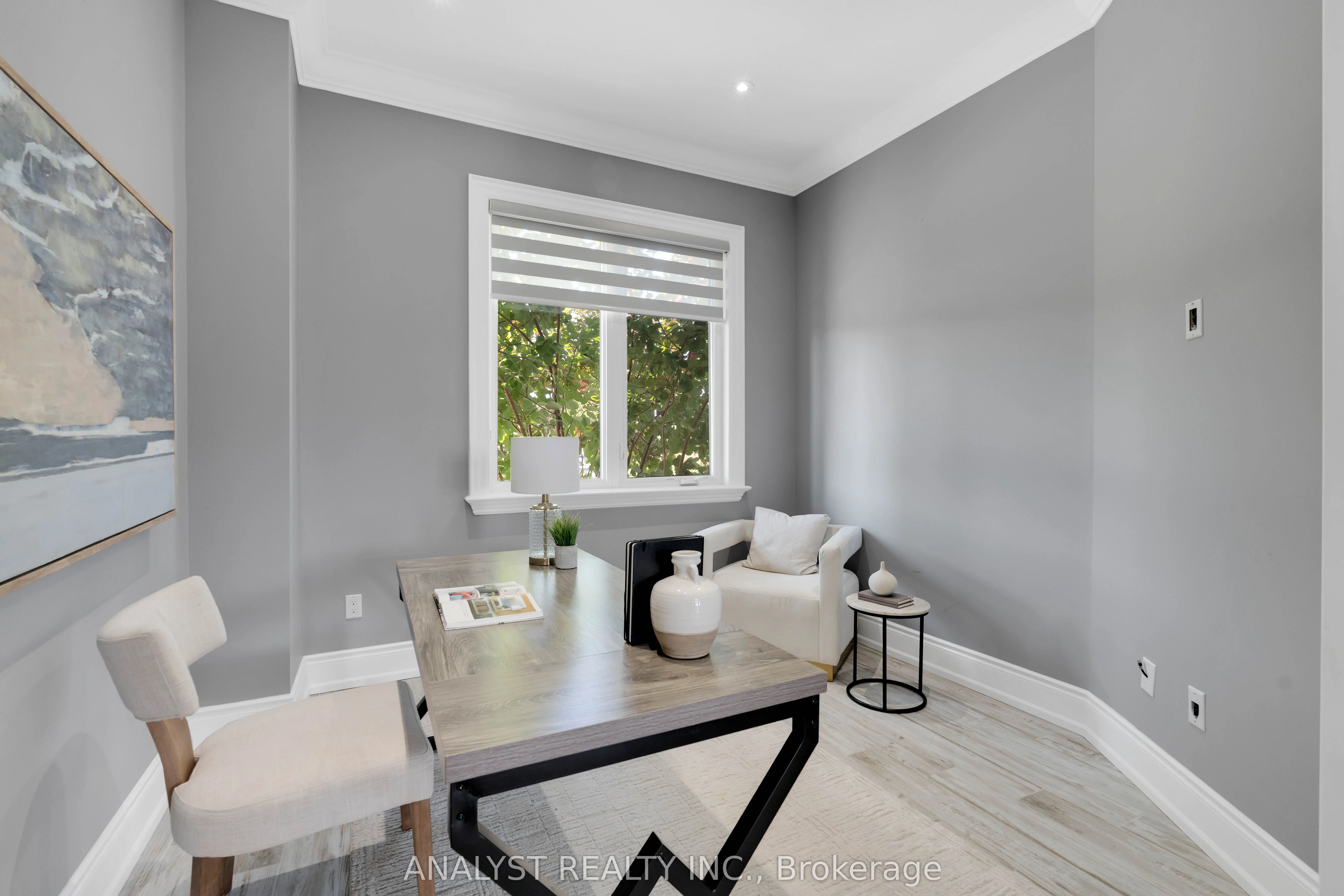 9383 Wellington Road 124