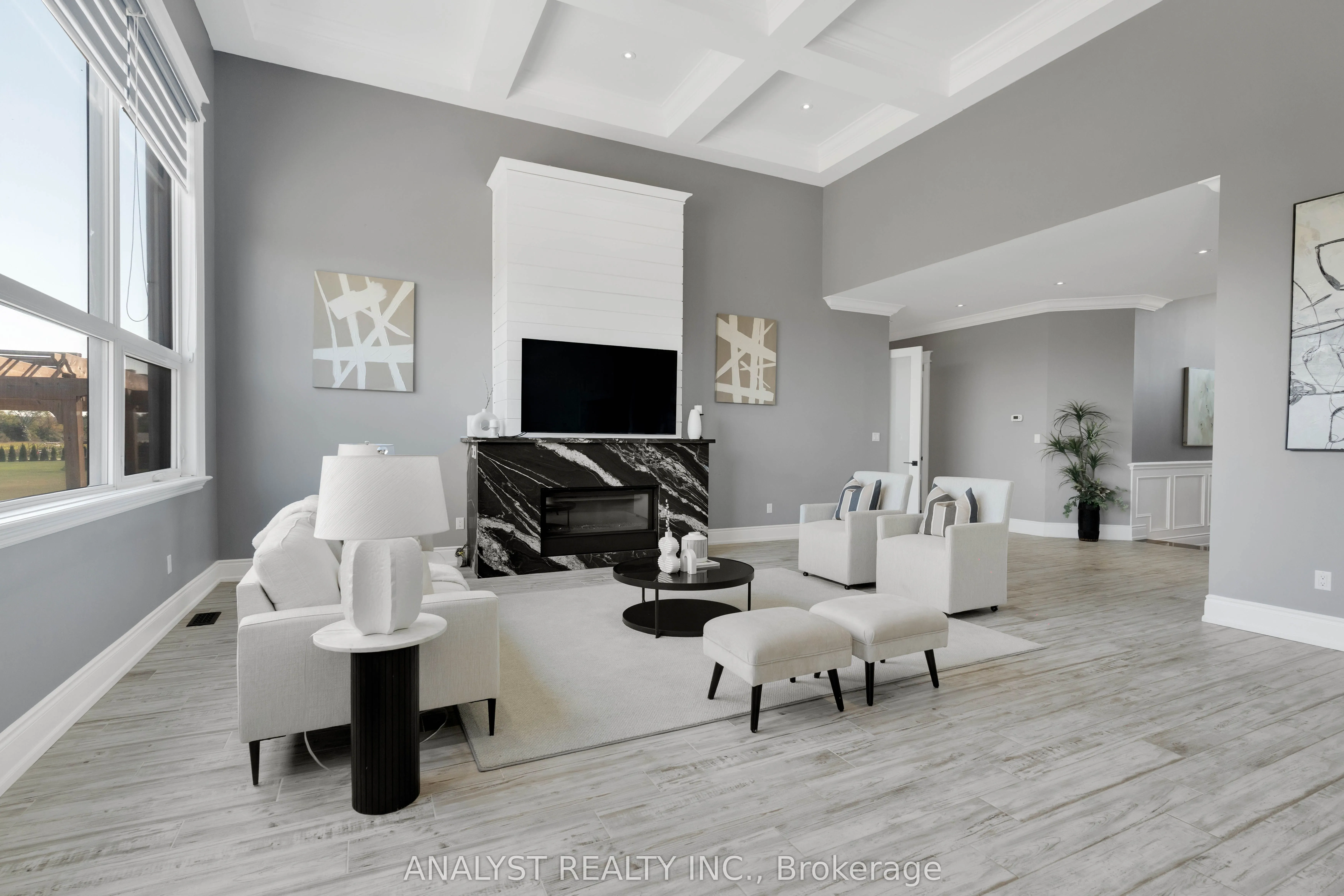 9383 Wellington Road 124