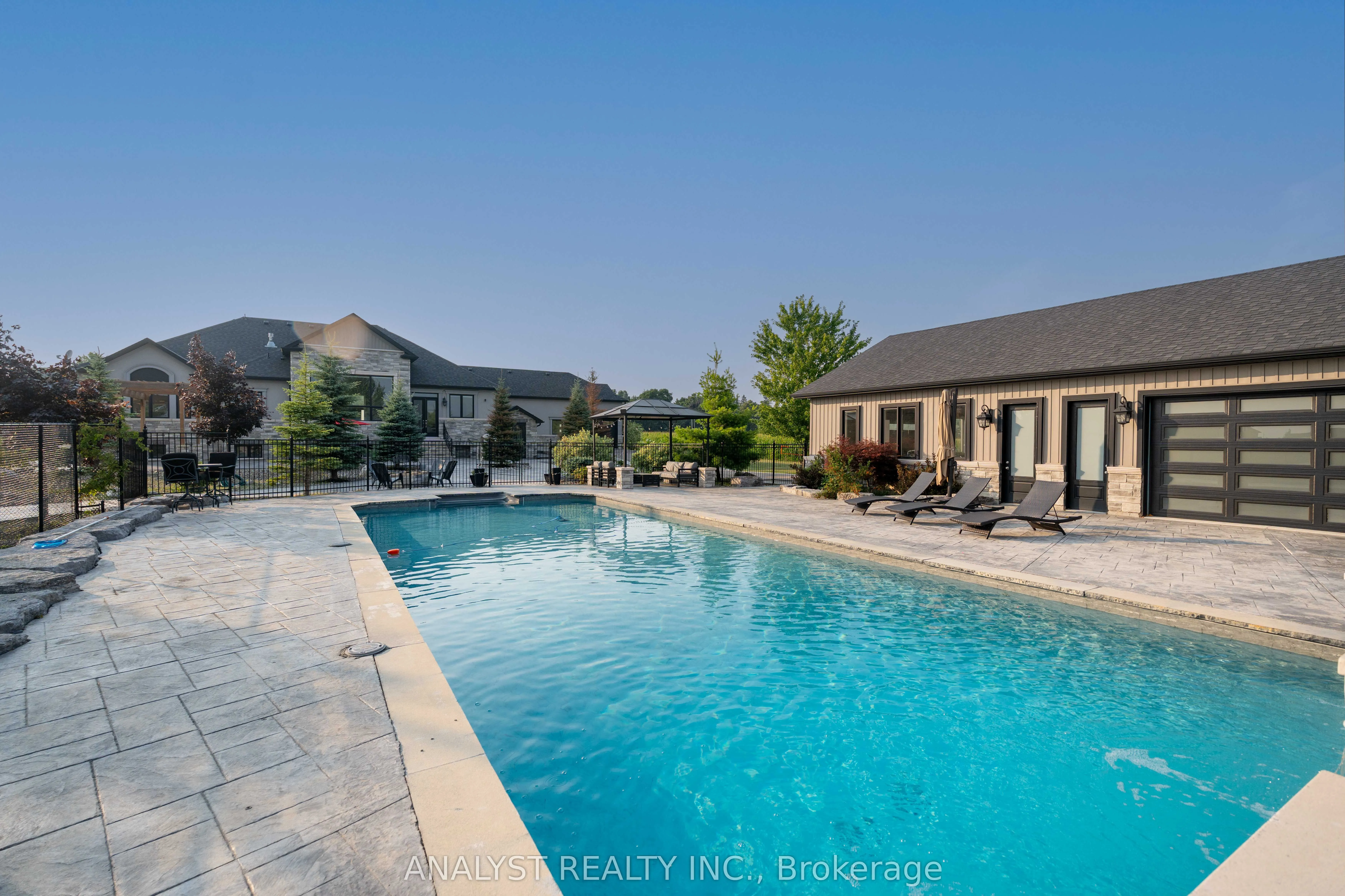 9383 Wellington Road 124