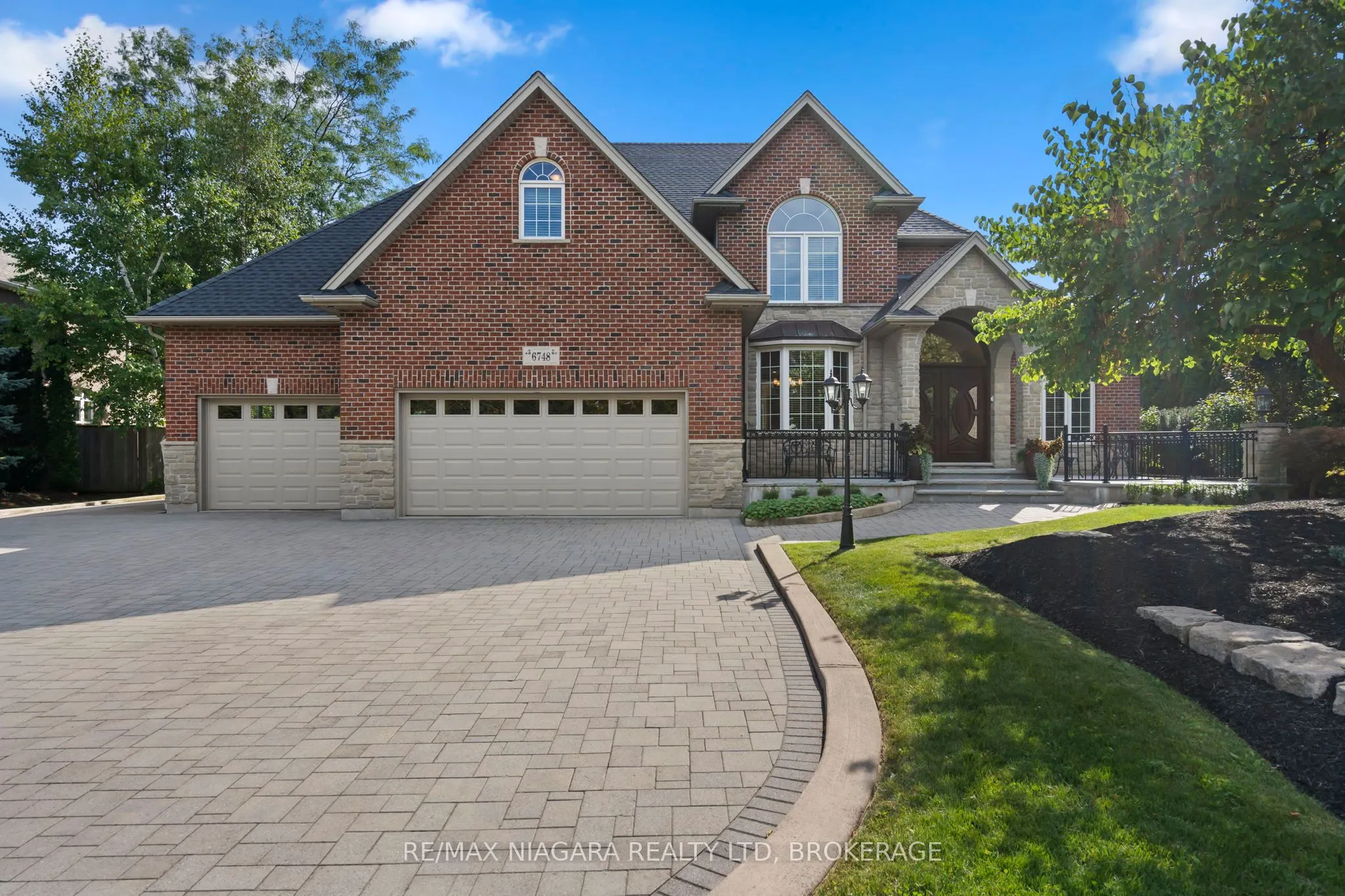6748 Domenic Crescent