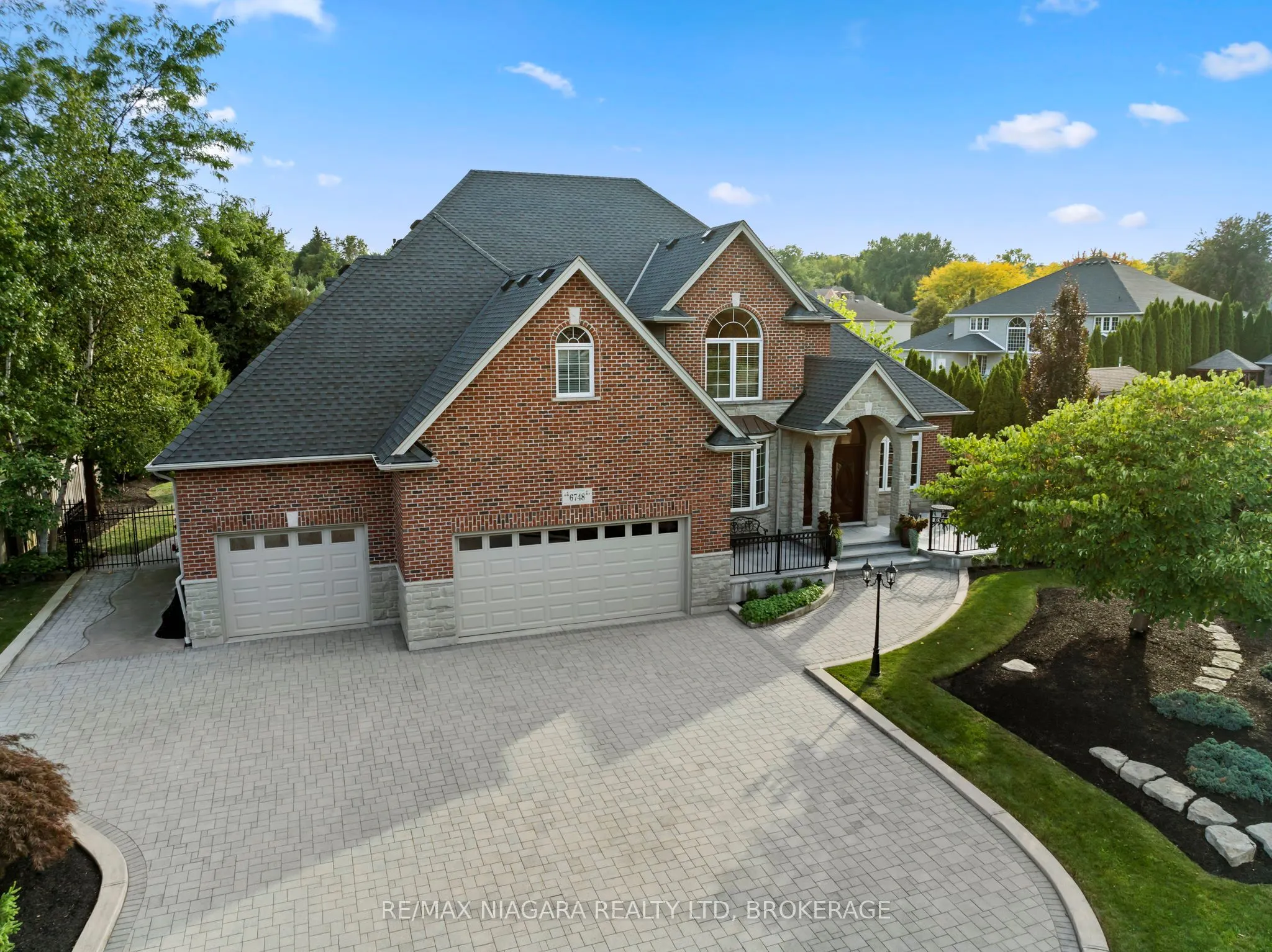 6748 Domenic Crescent