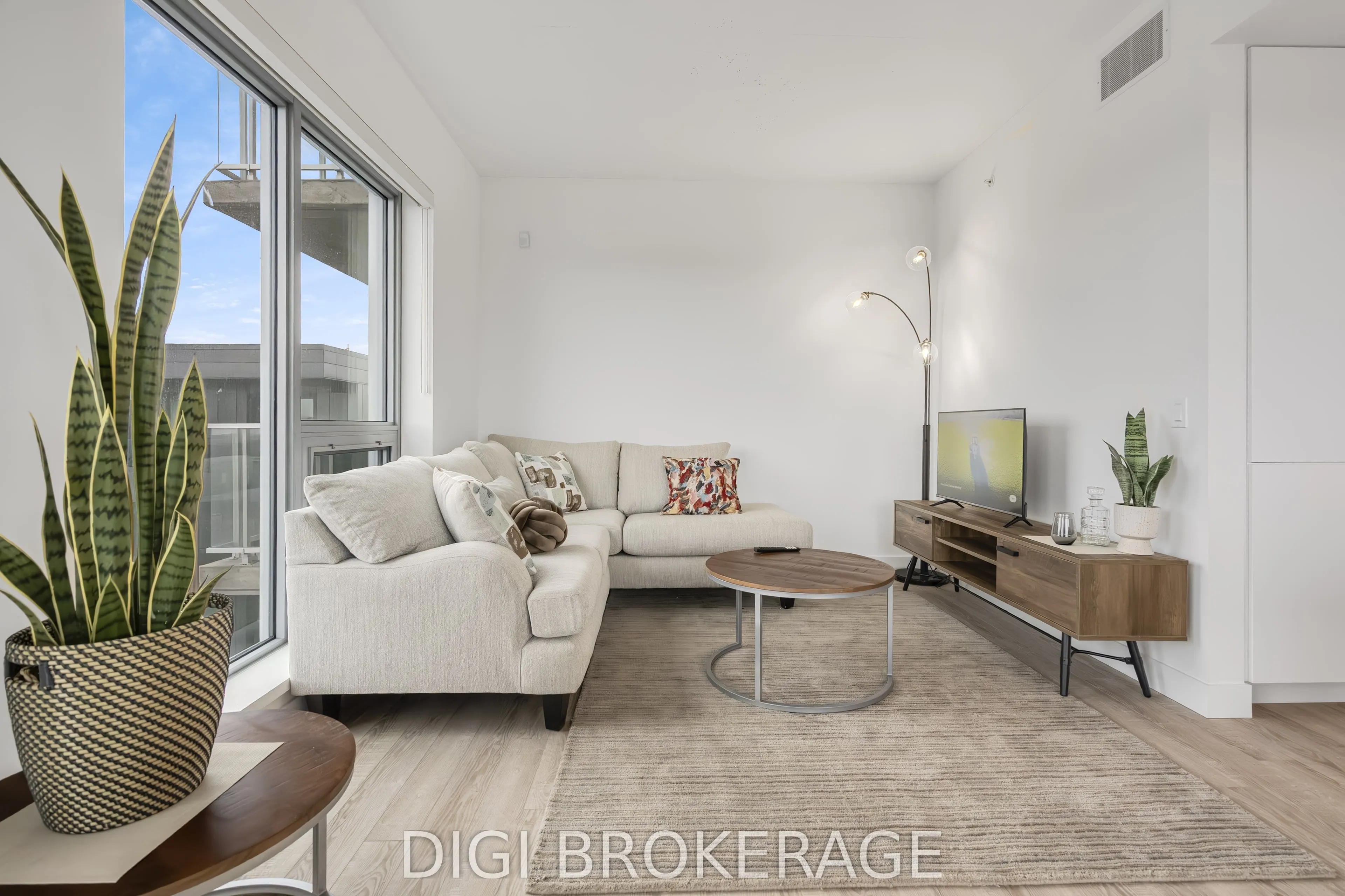 1240 Cummings Avenue, #1503