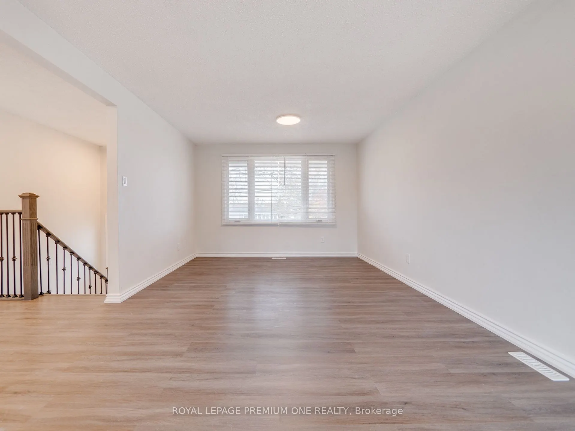 935 Strasburg Road, #MAIN