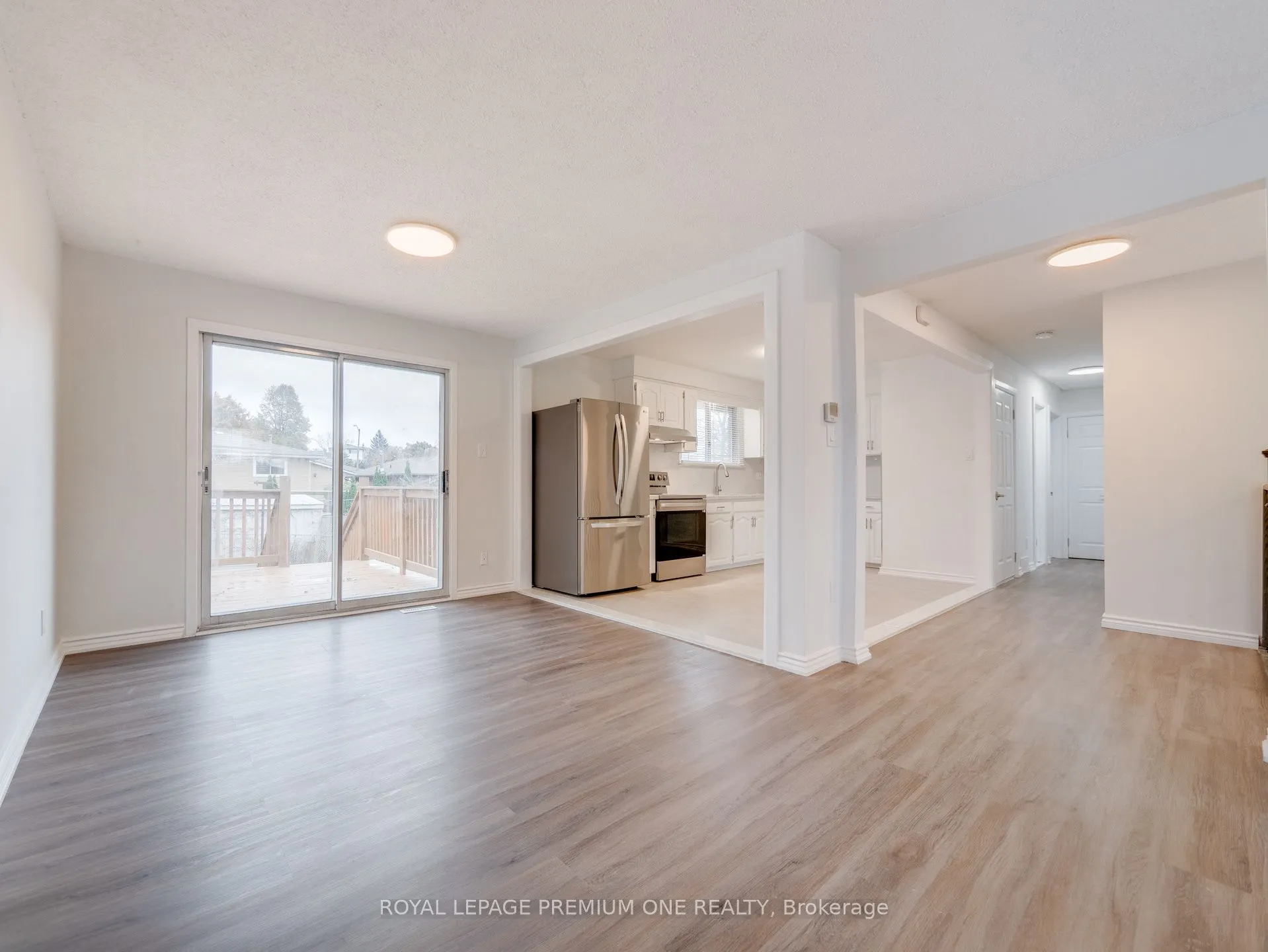 935 Strasburg Road, #MAIN