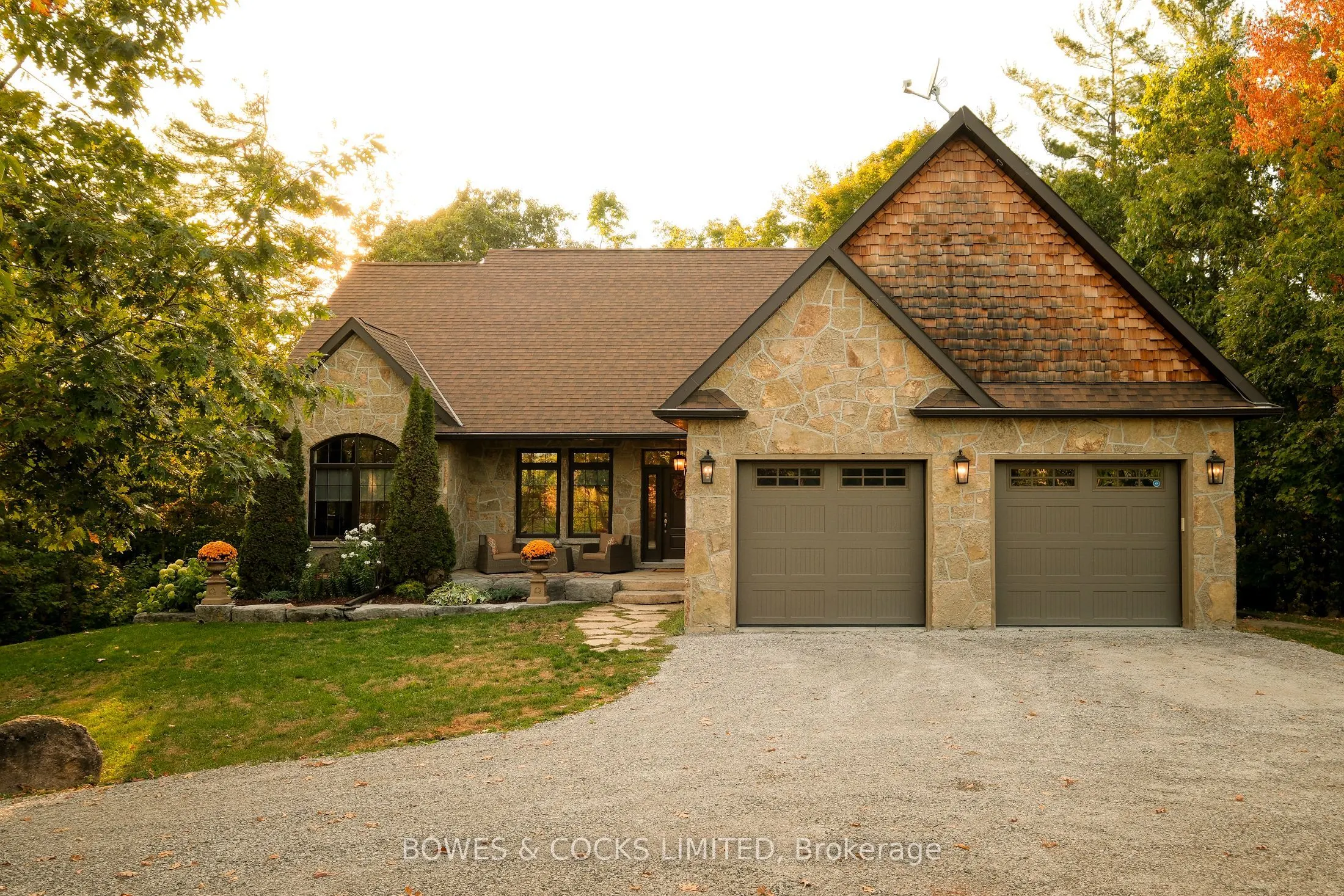75 Mitchell Crescent
