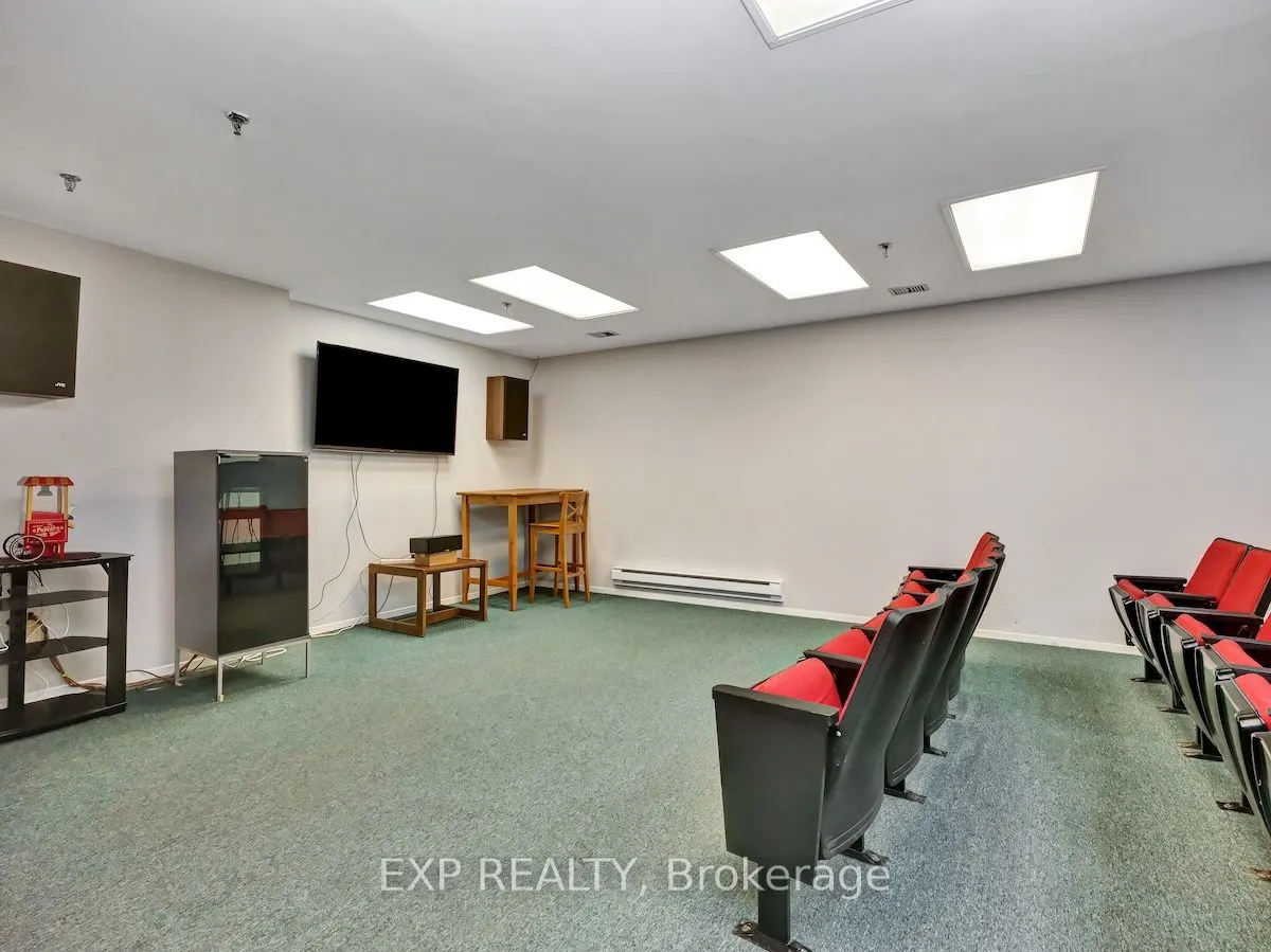 1025 GRENON Avenue, #113
