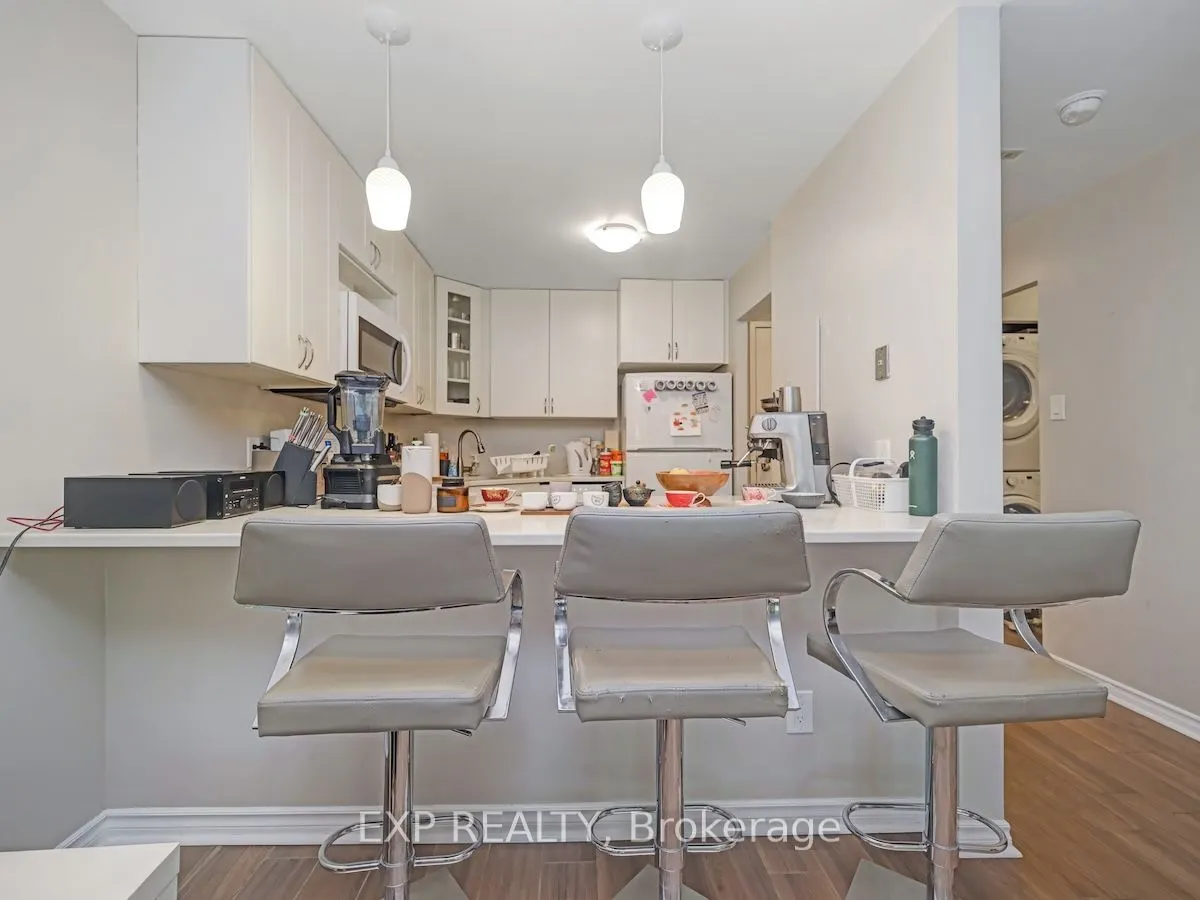 1025 GRENON Avenue, #113