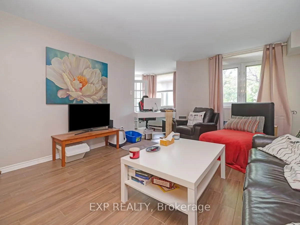 1025 GRENON Avenue, #113