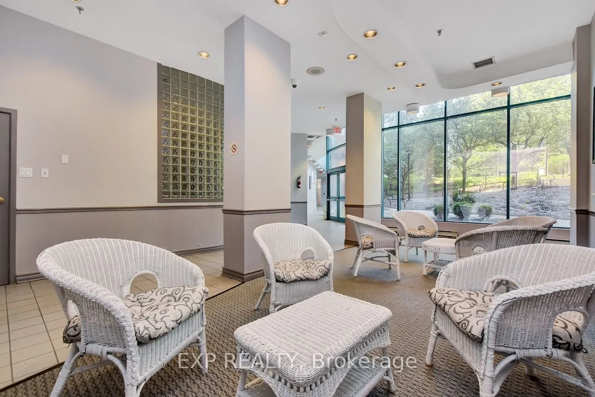 1025 GRENON Avenue, #113