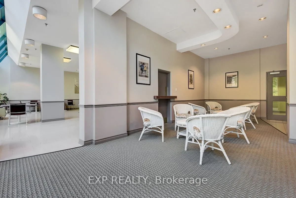 1025 GRENON Avenue, #113