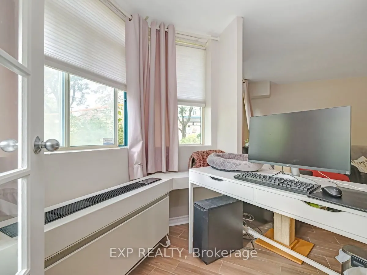 1025 GRENON Avenue, #113