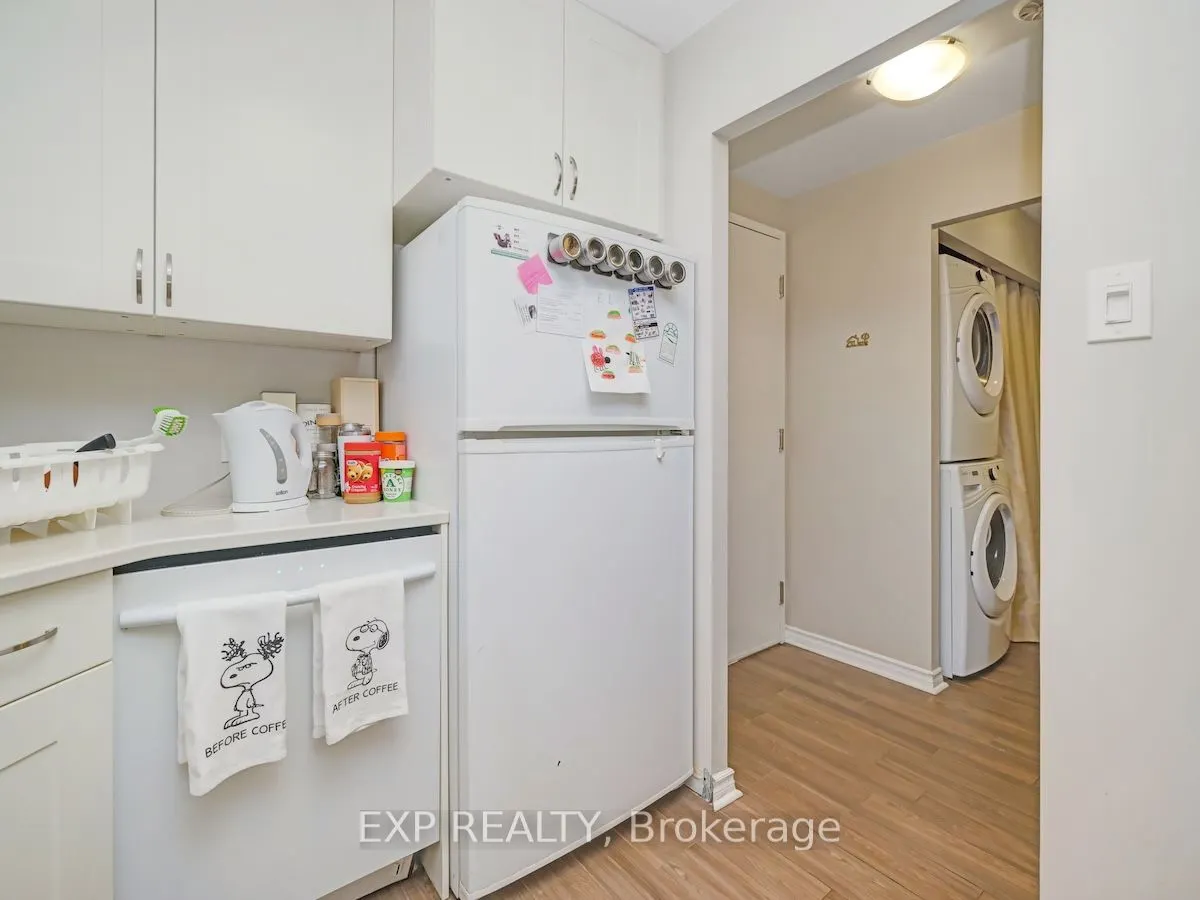 1025 GRENON Avenue, #113