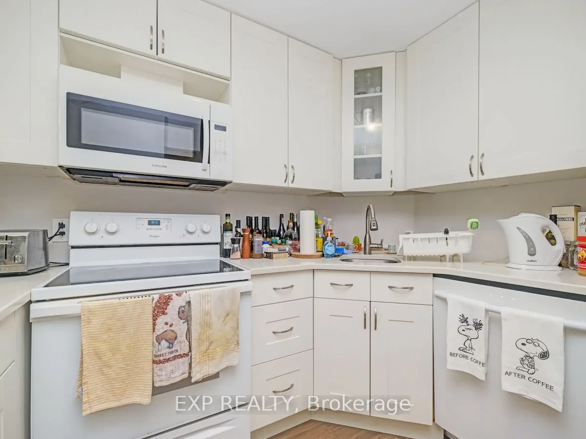 1025 GRENON Avenue, #113