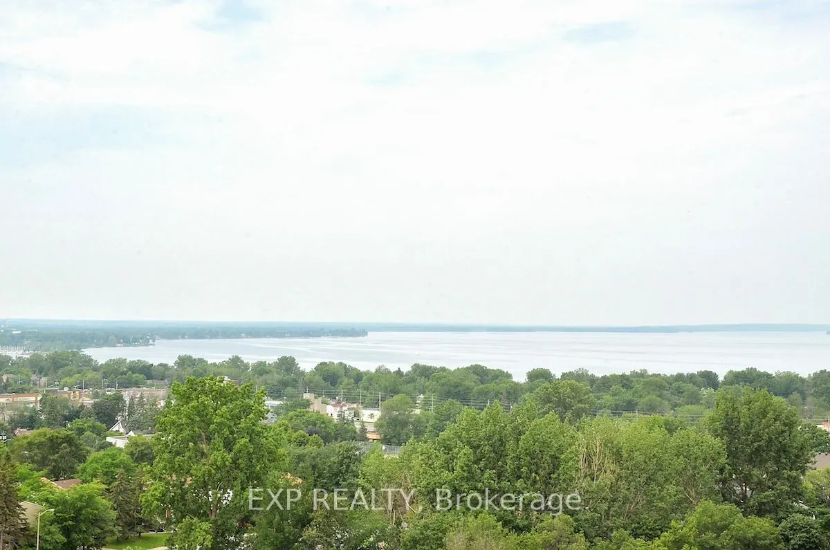 1025 GRENON Avenue, #113