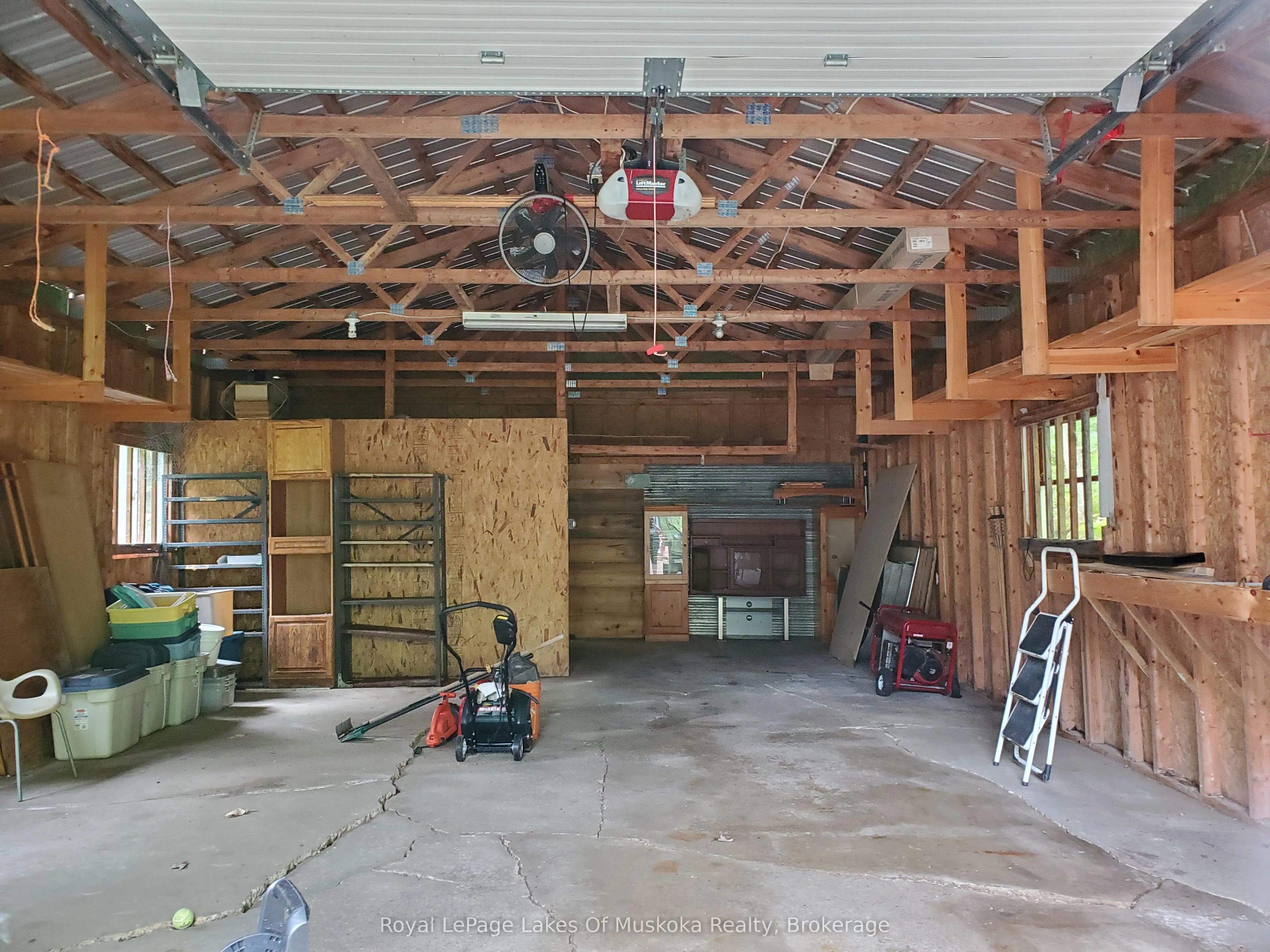 4244 MUSKOKA ROAD 117
