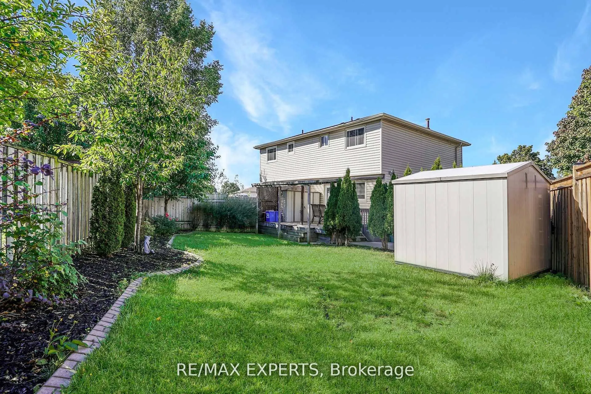 238 Lawnhurst Court