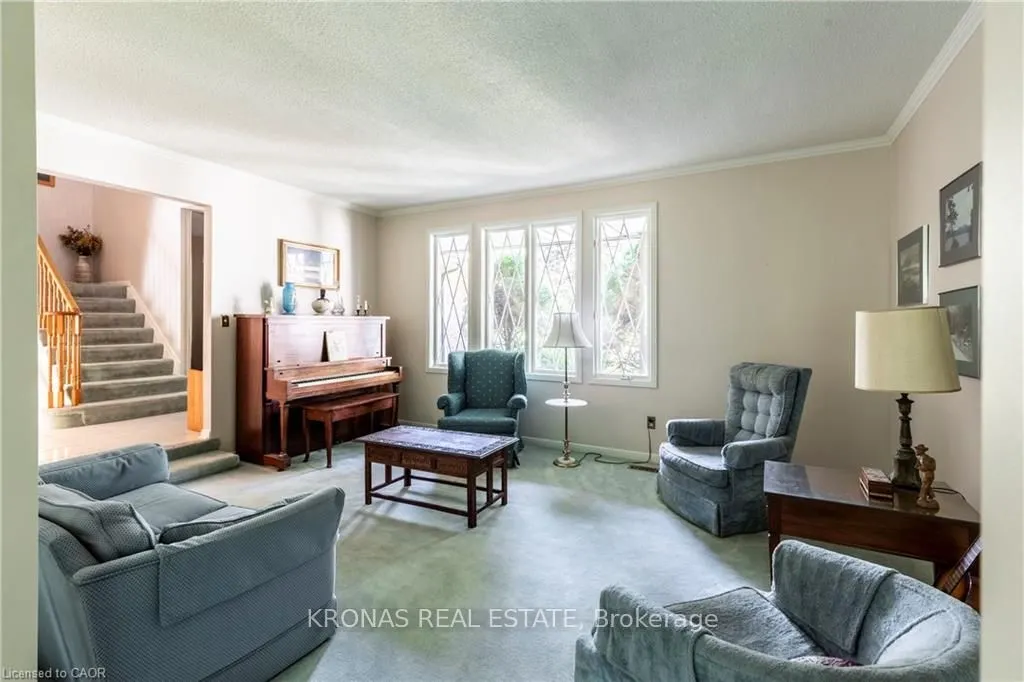 8 Jerome Park Drive