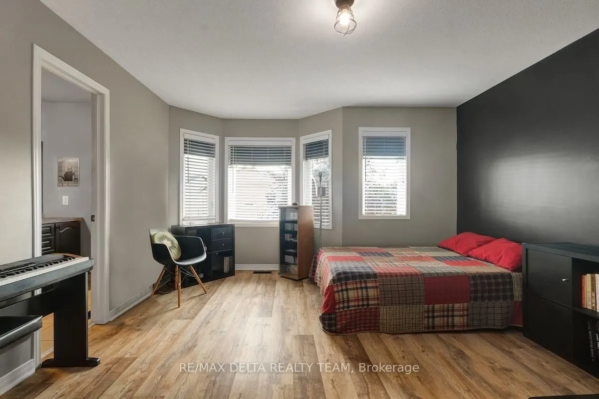 244 Parkrose Private