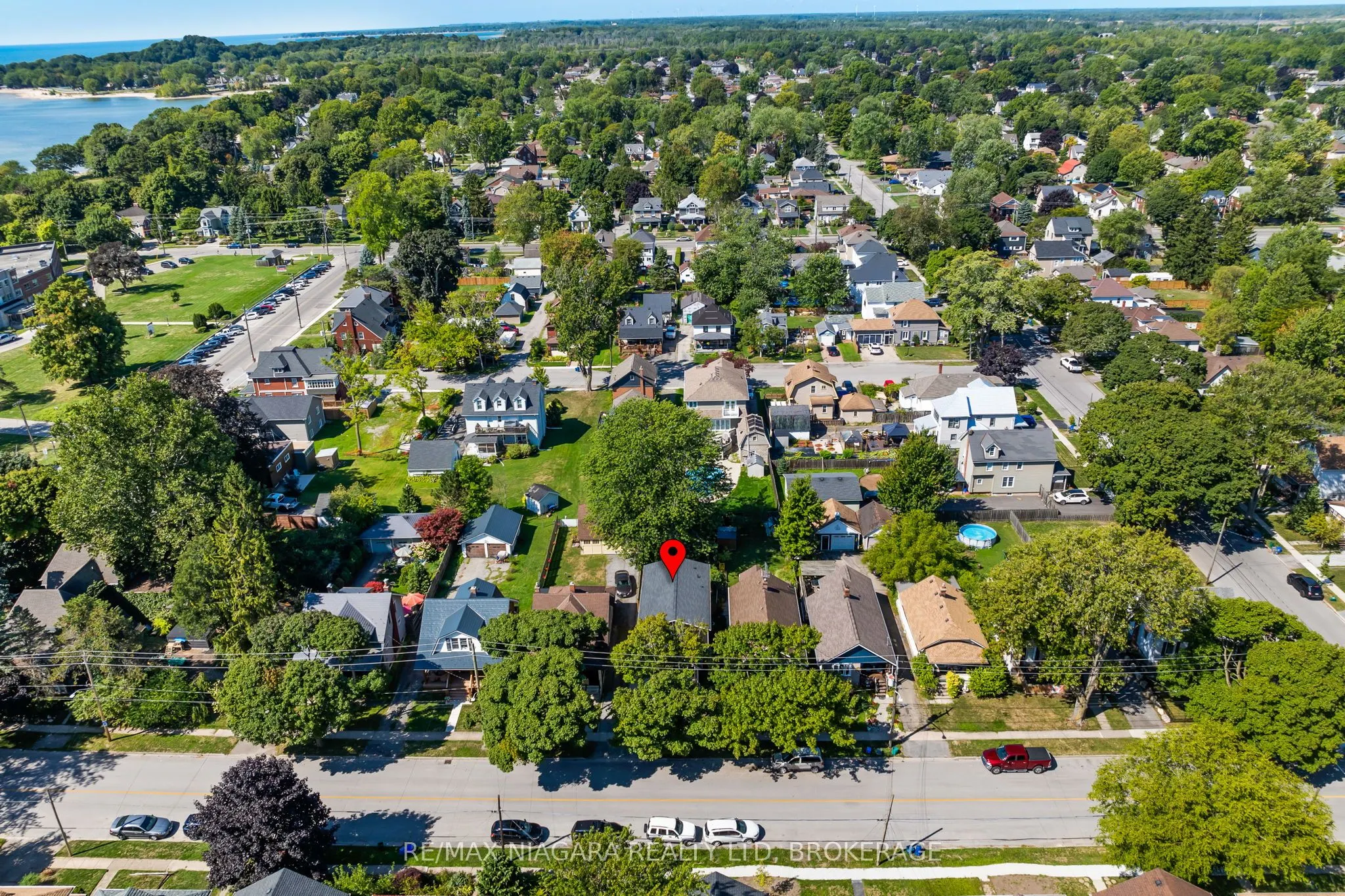 28 FIELDEN Avenue