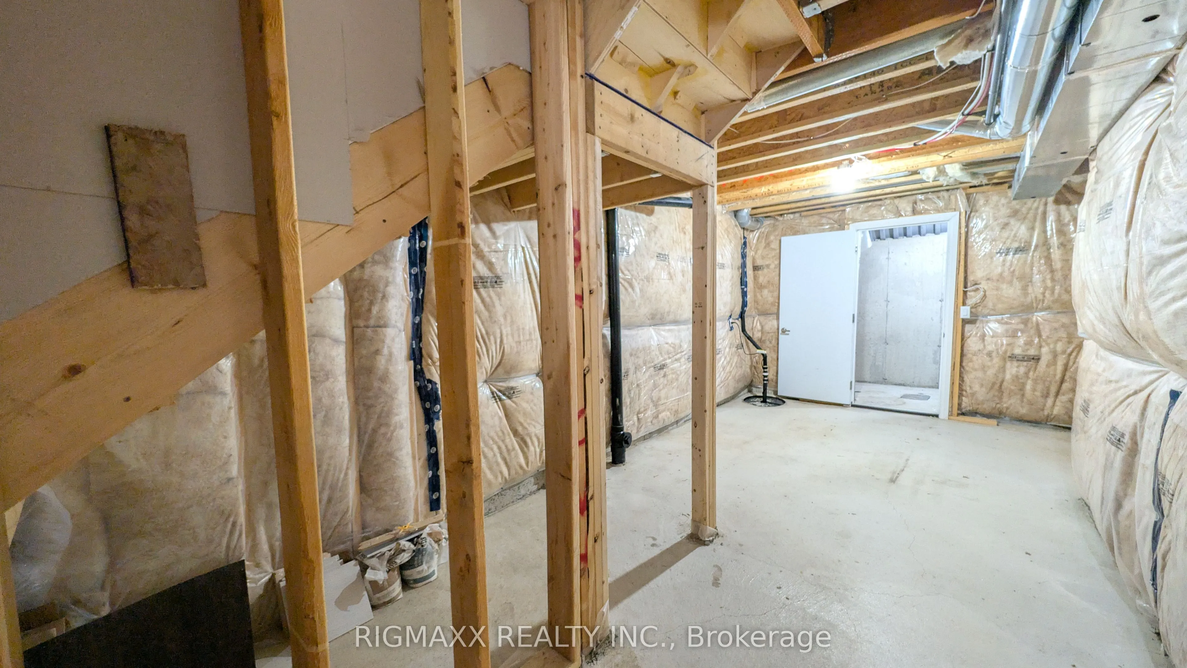 208 Rosebury Way