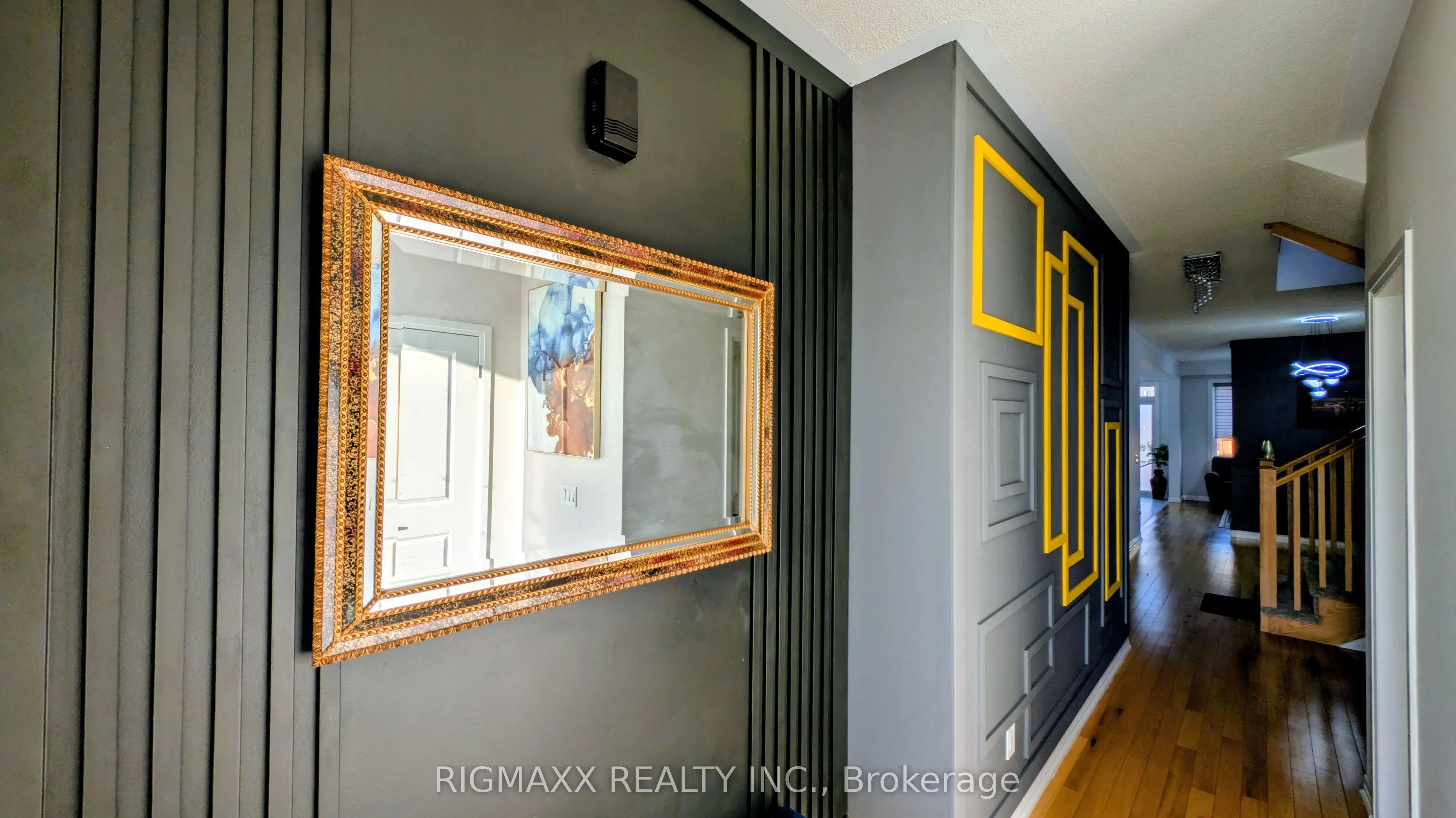 208 Rosebury Way