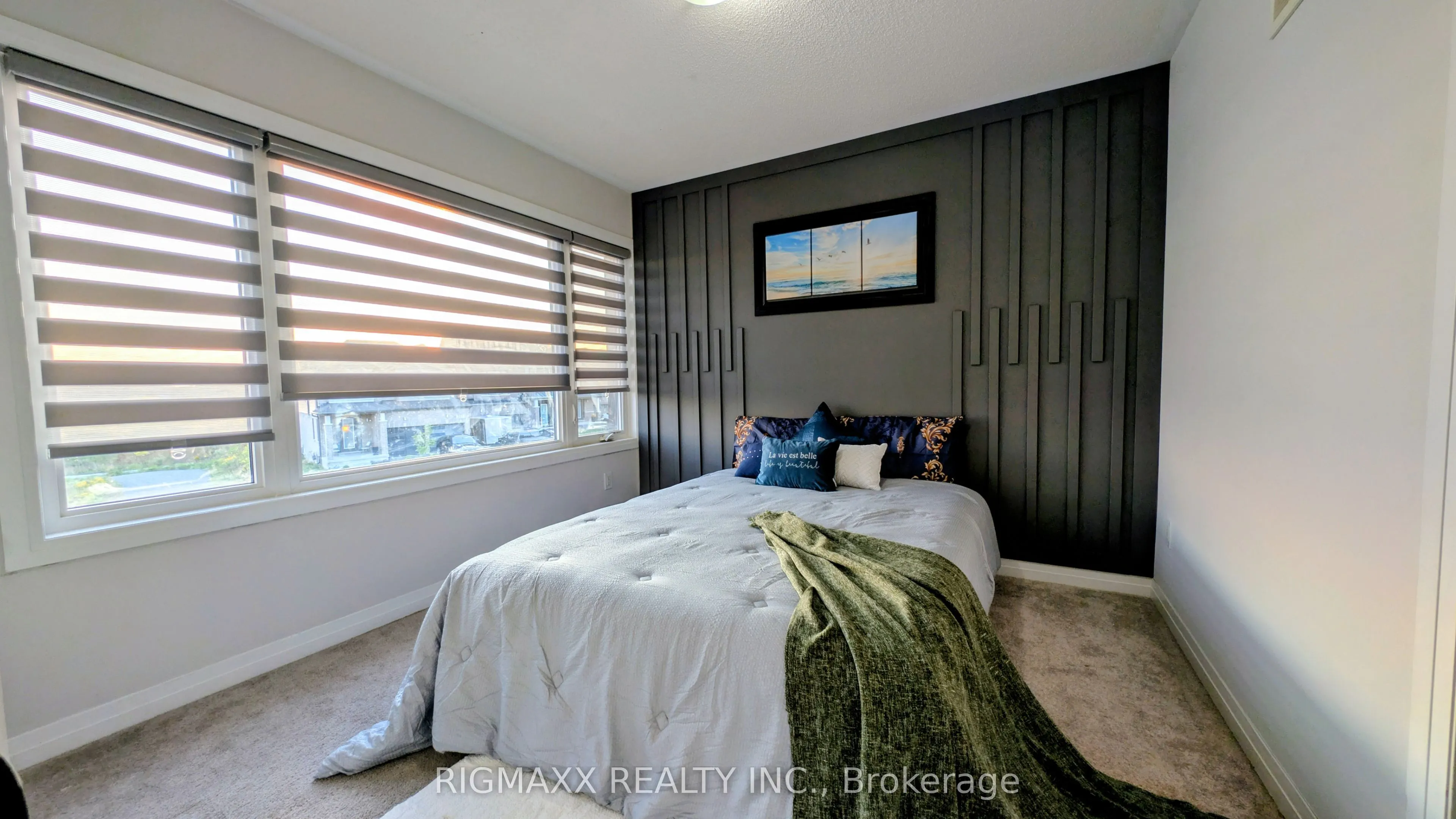 208 Rosebury Way