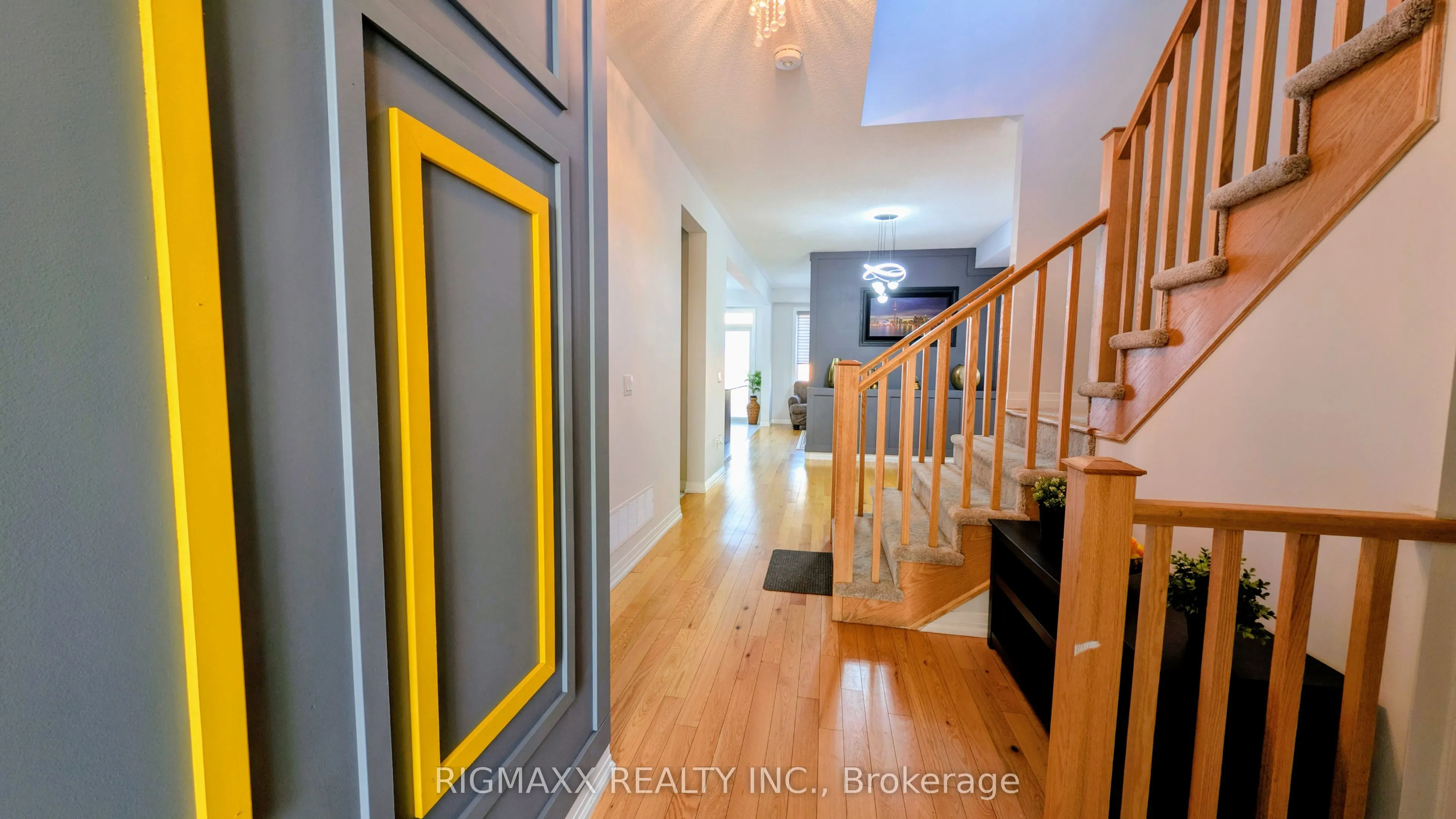 208 Rosebury Way