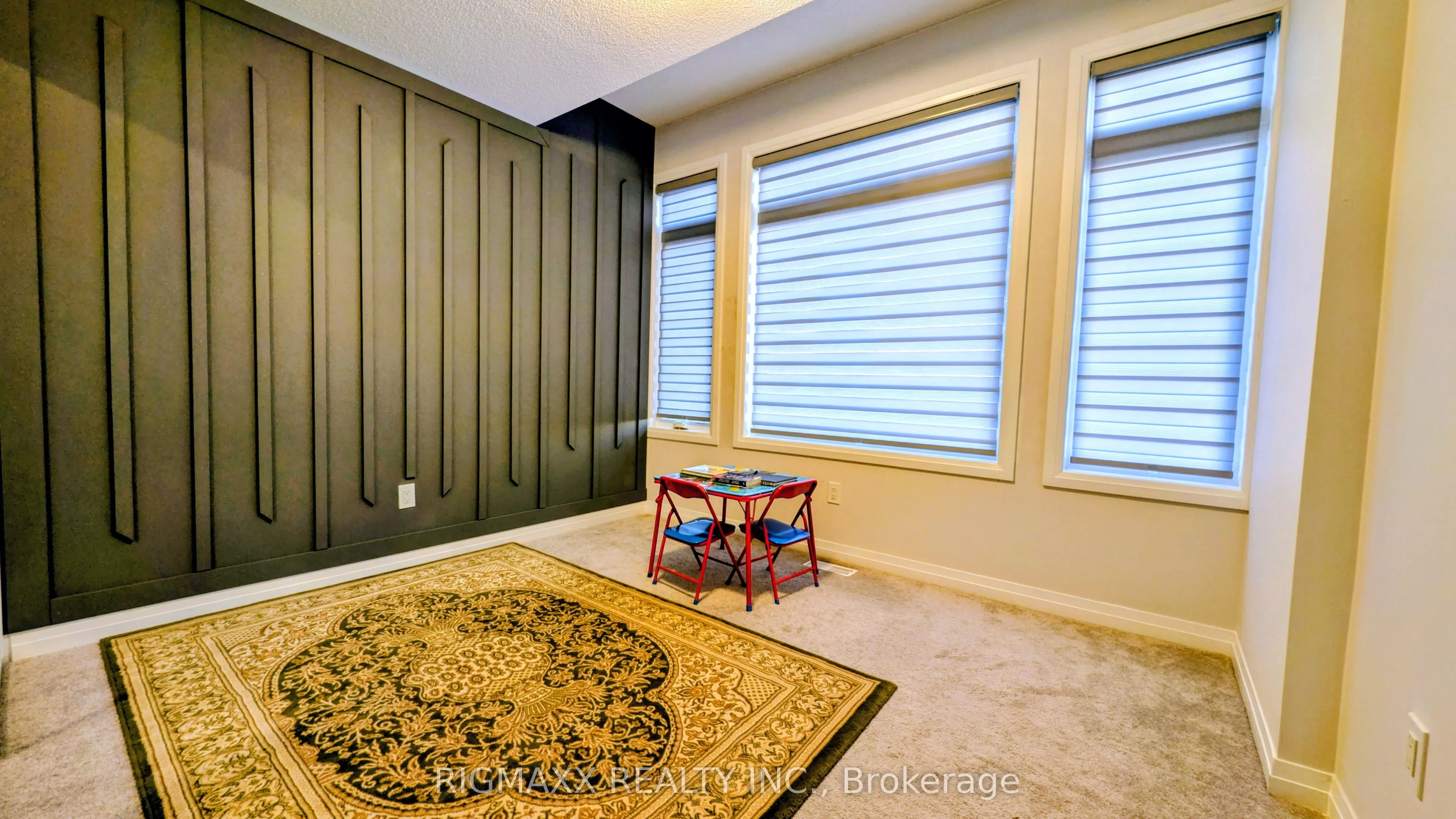 208 Rosebury Way