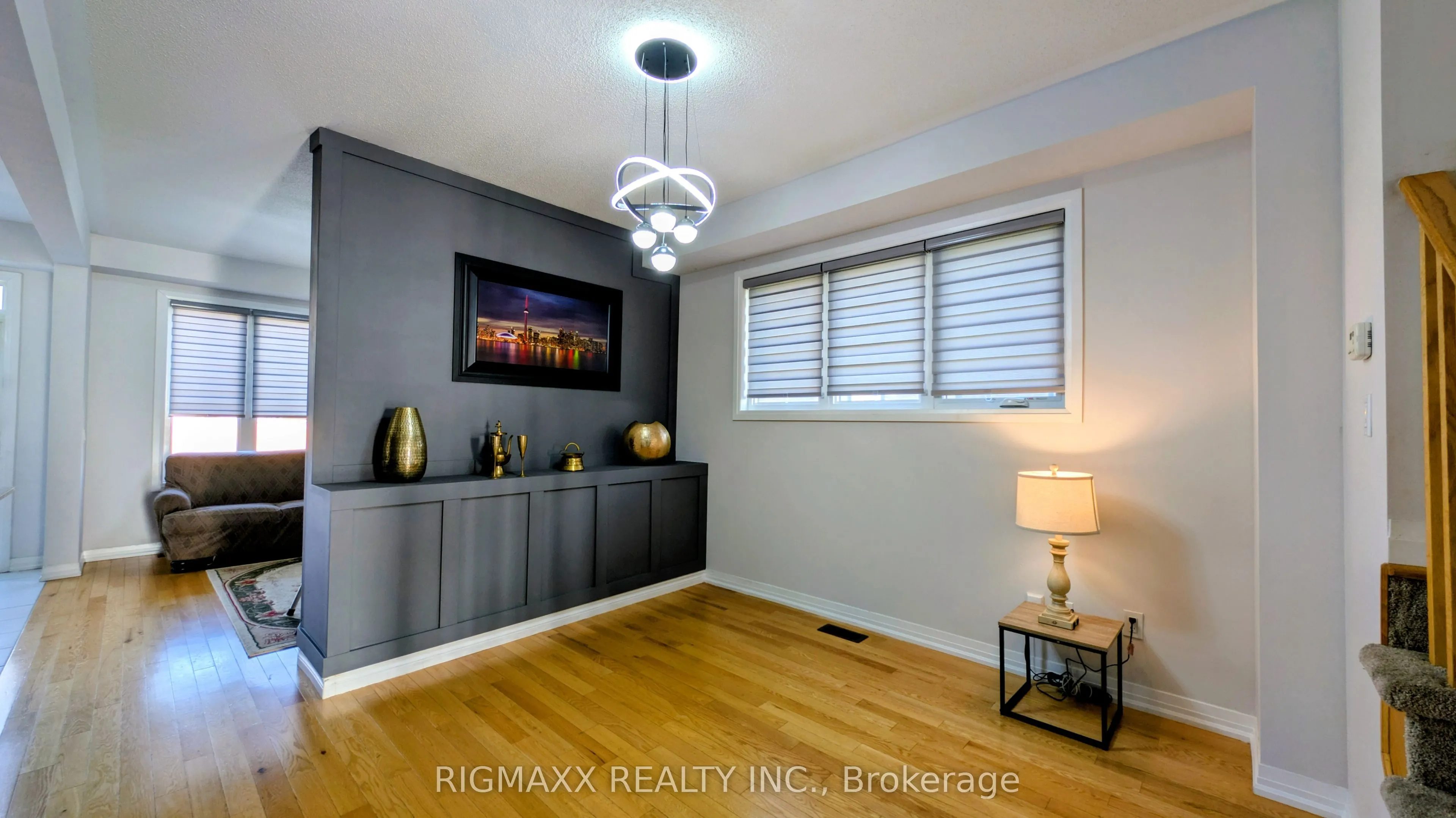208 Rosebury Way