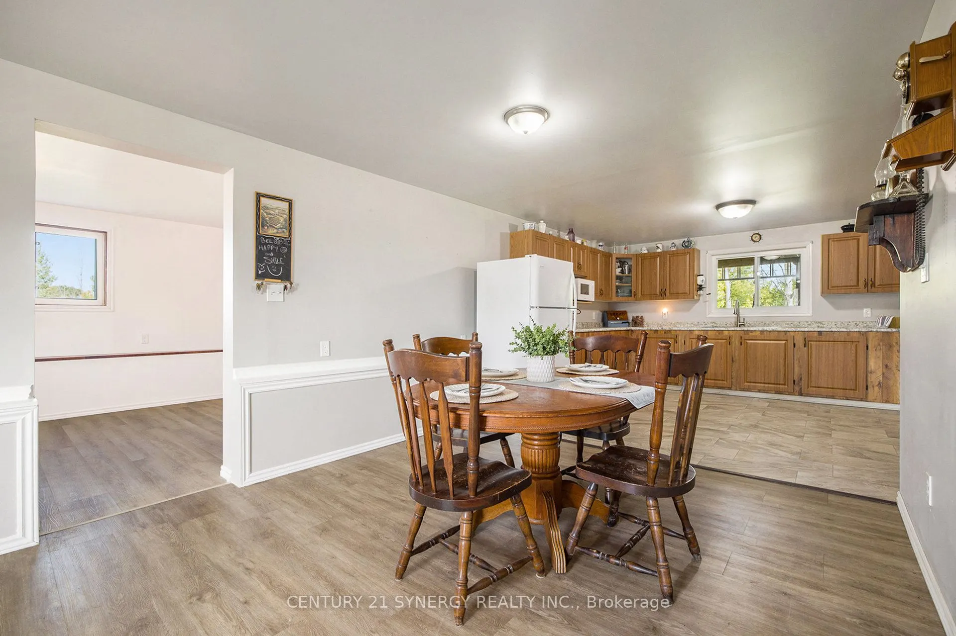 3678 Highway 43 W Road