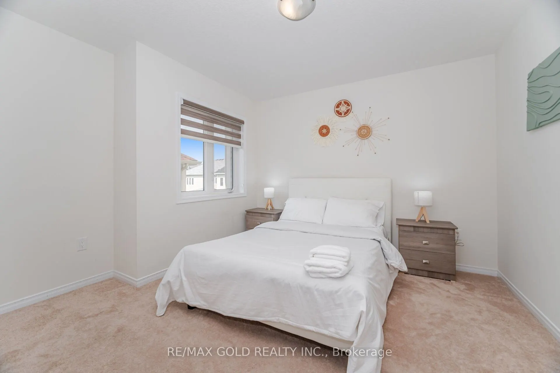 3 Sara Drive