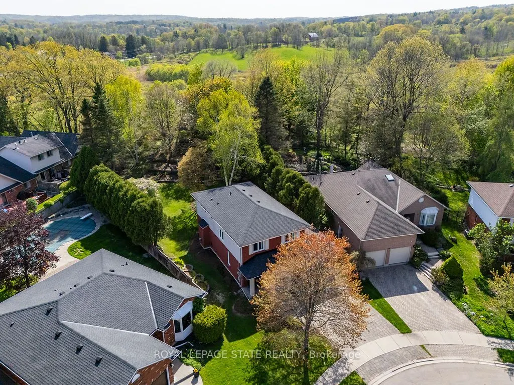 16 Linington Trail