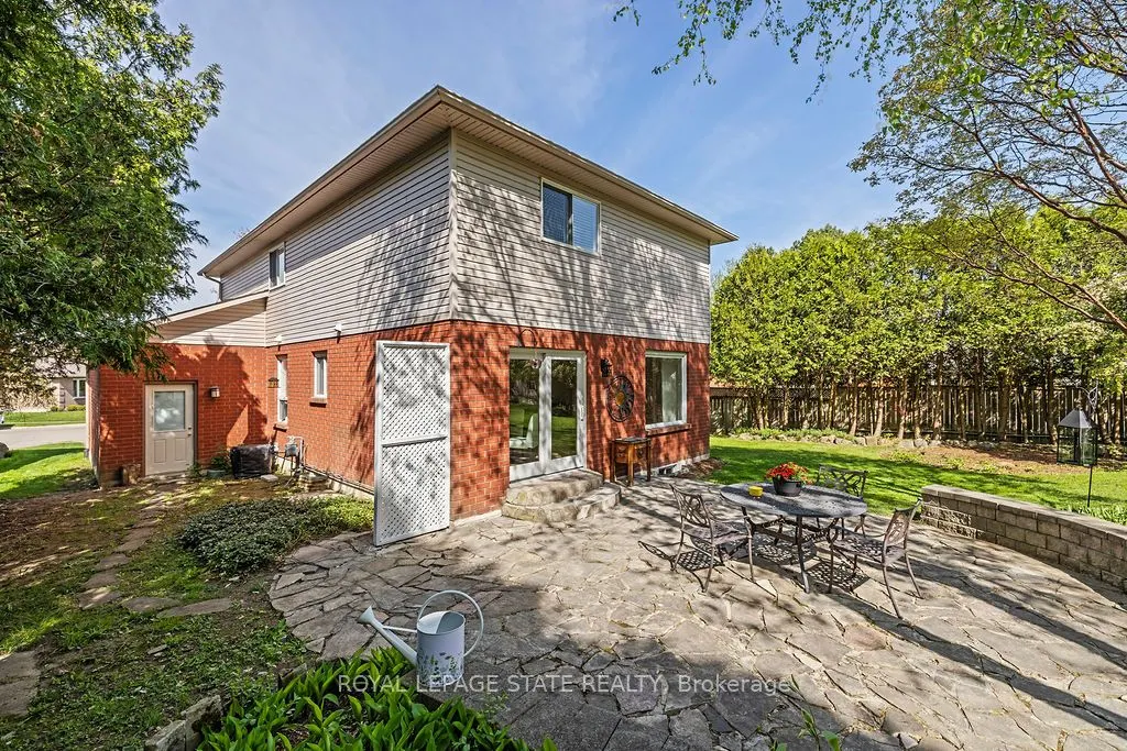 16 Linington Trail