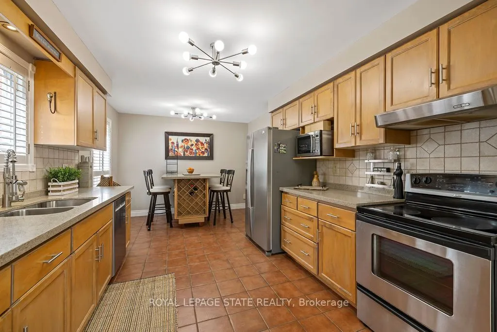 16 Linington Trail