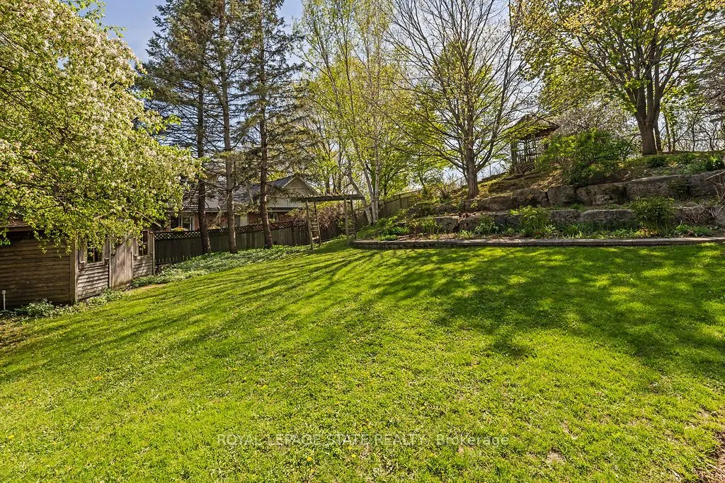 16 Linington Trail