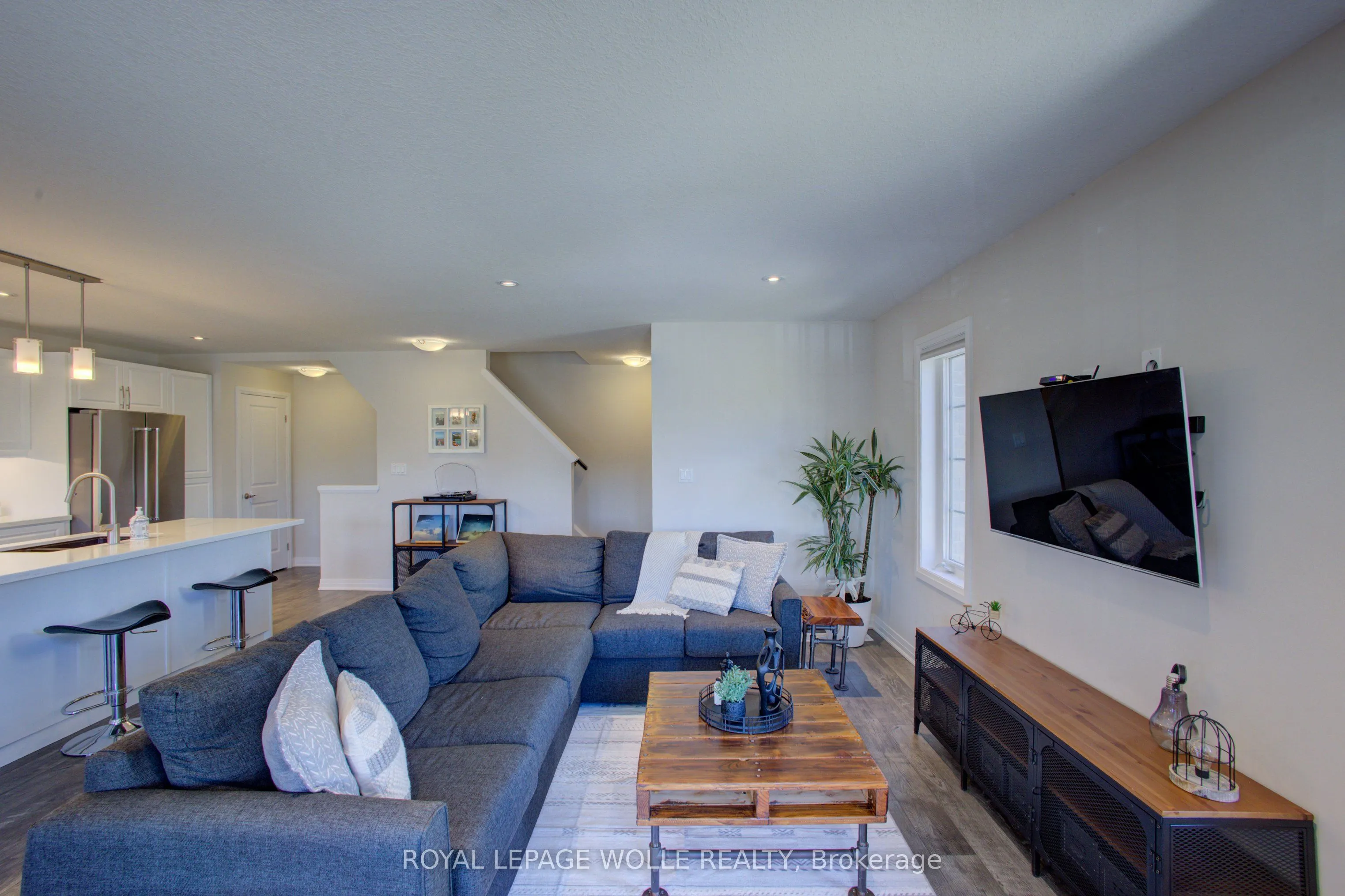 115 South Creek Drive, #4A