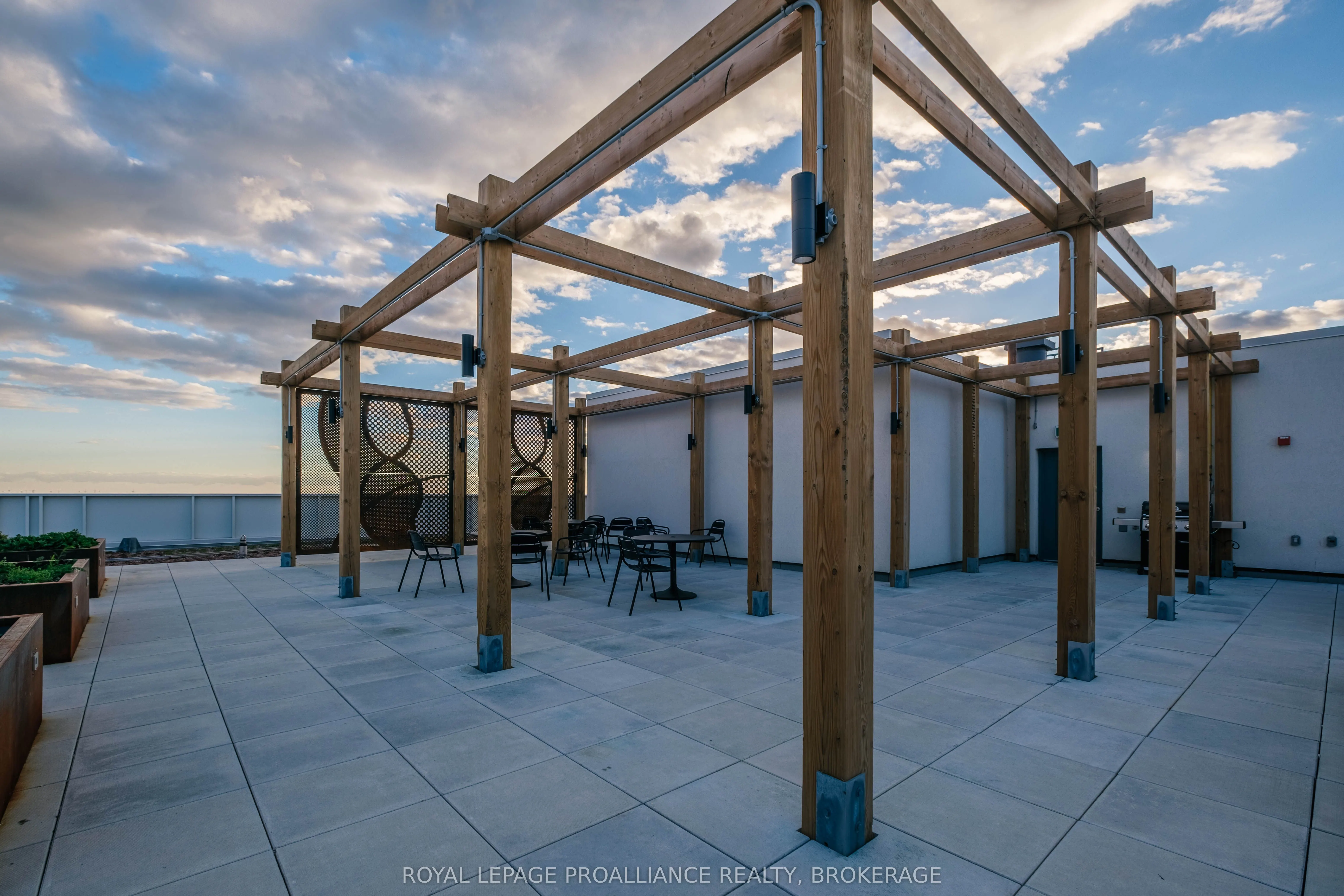652 Princess Street, #415