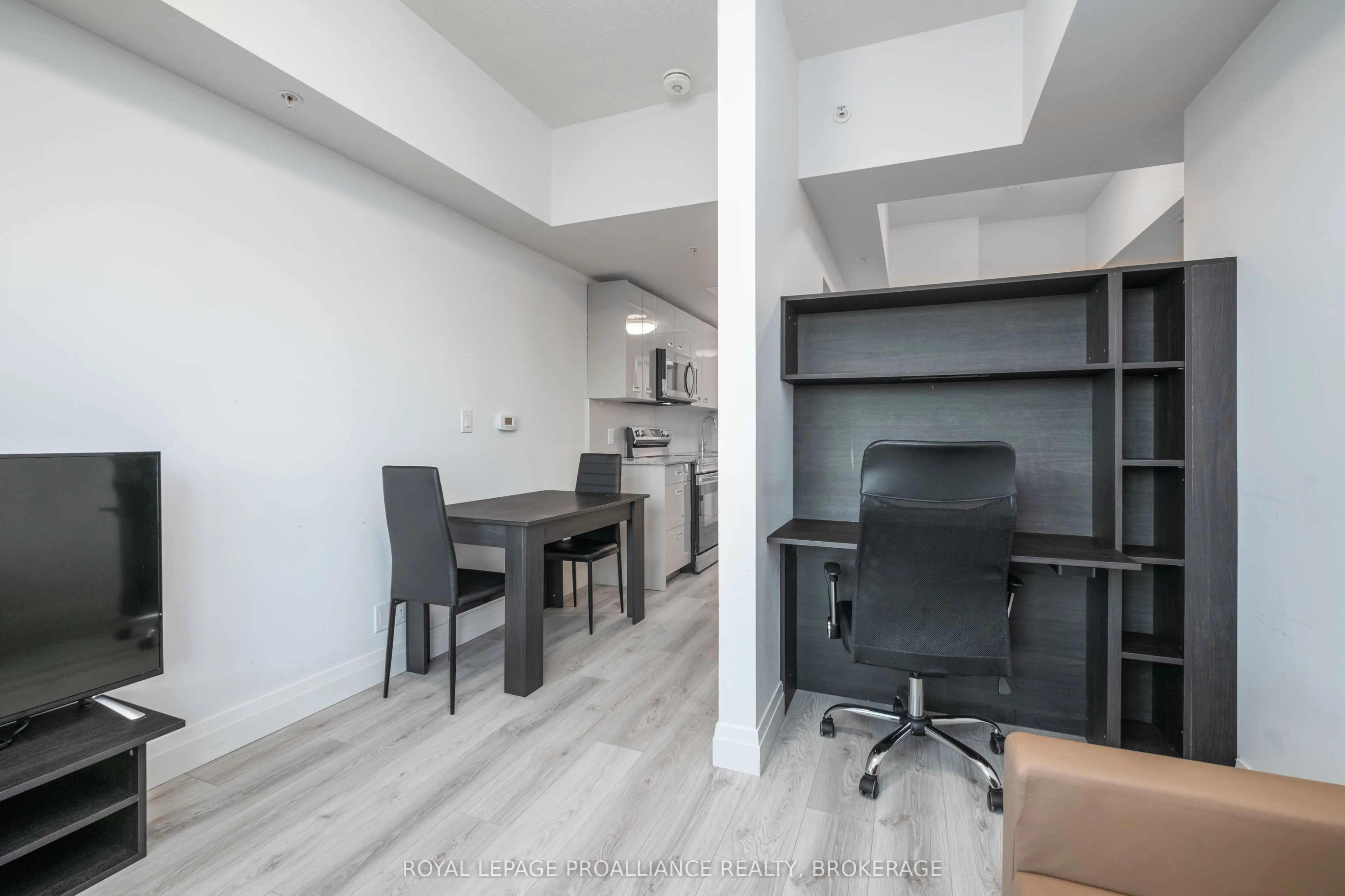 652 Princess Street, #415