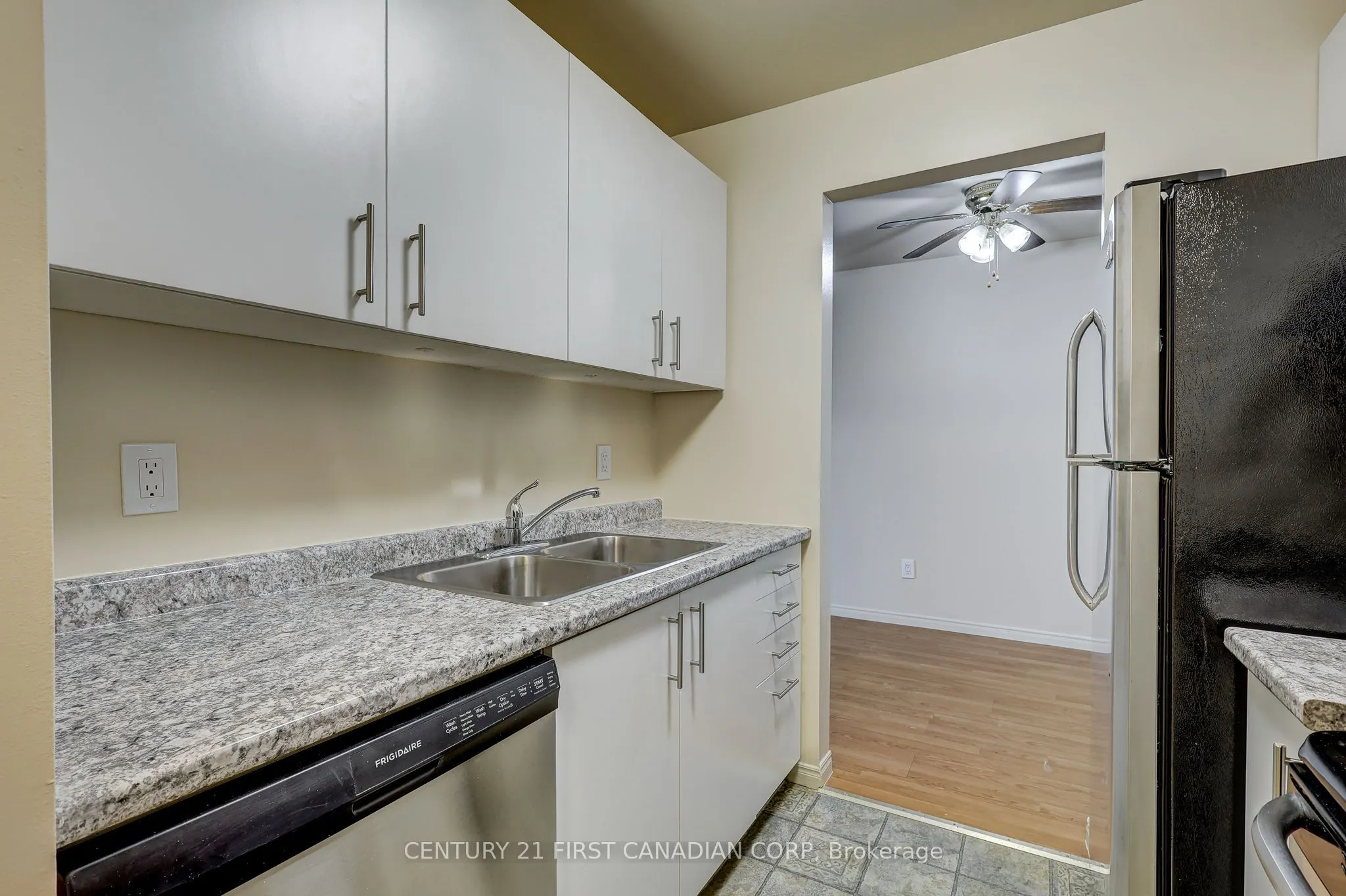 130 Conway Drive, #123
