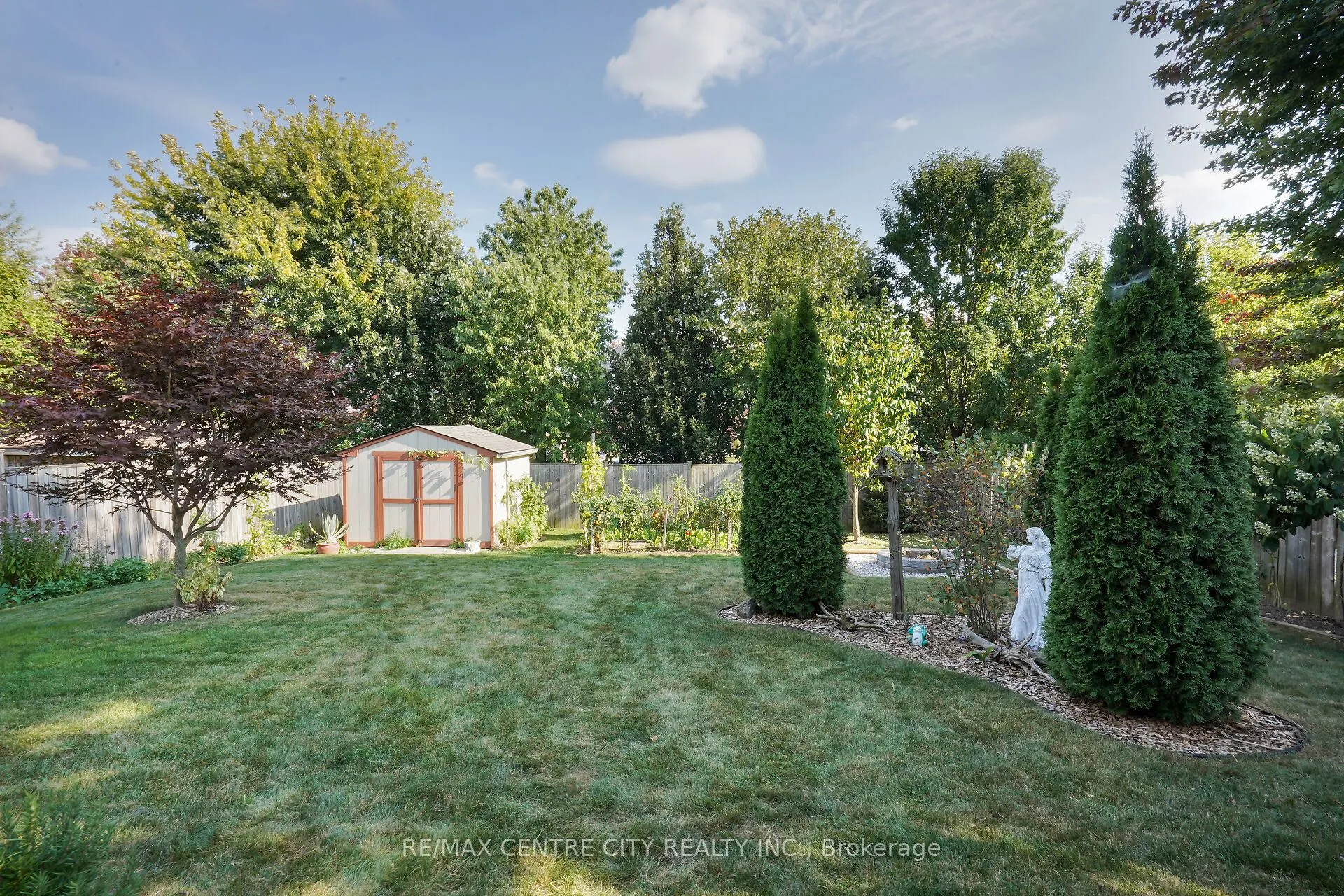 9 Willard Crescent