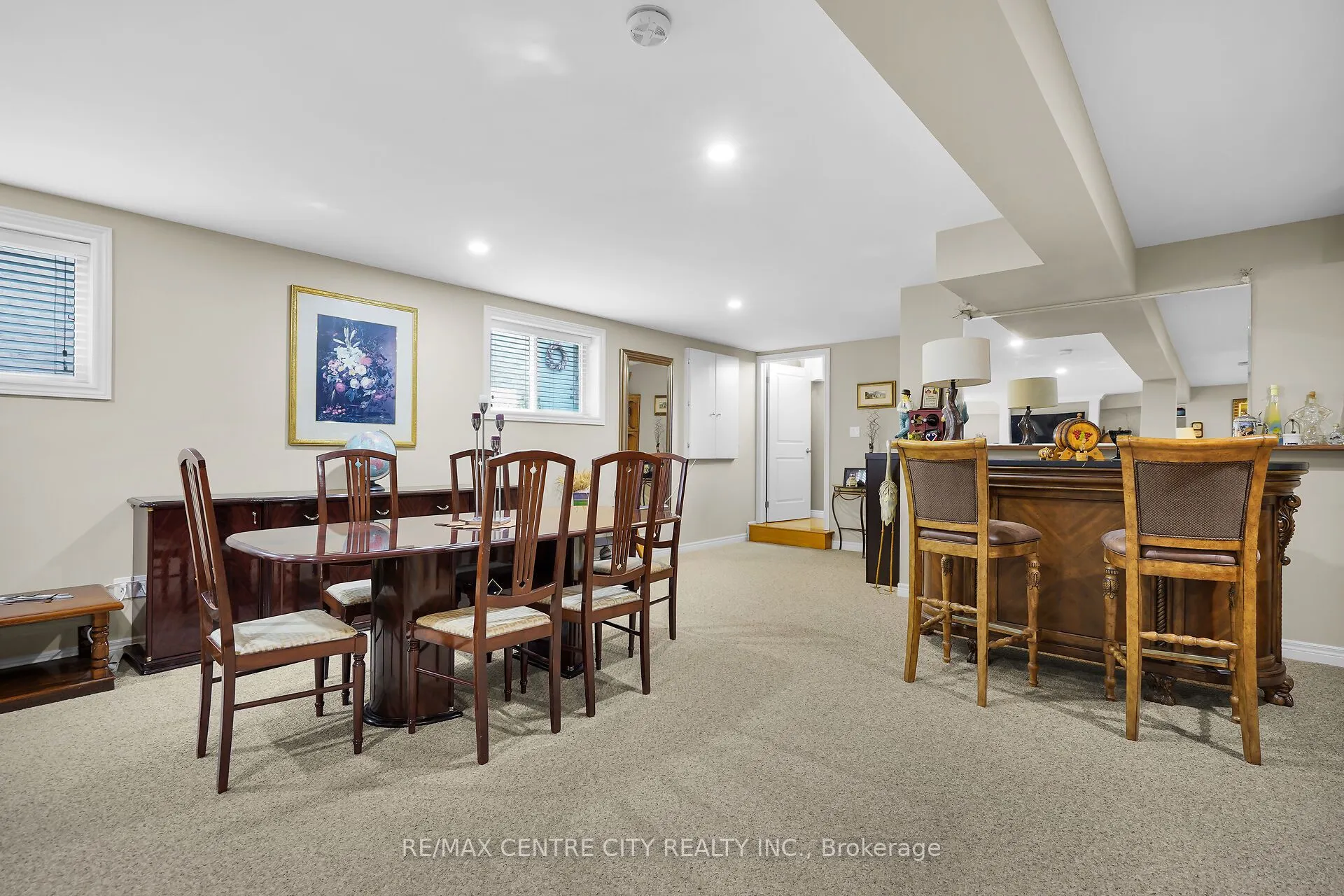 9 Willard Crescent