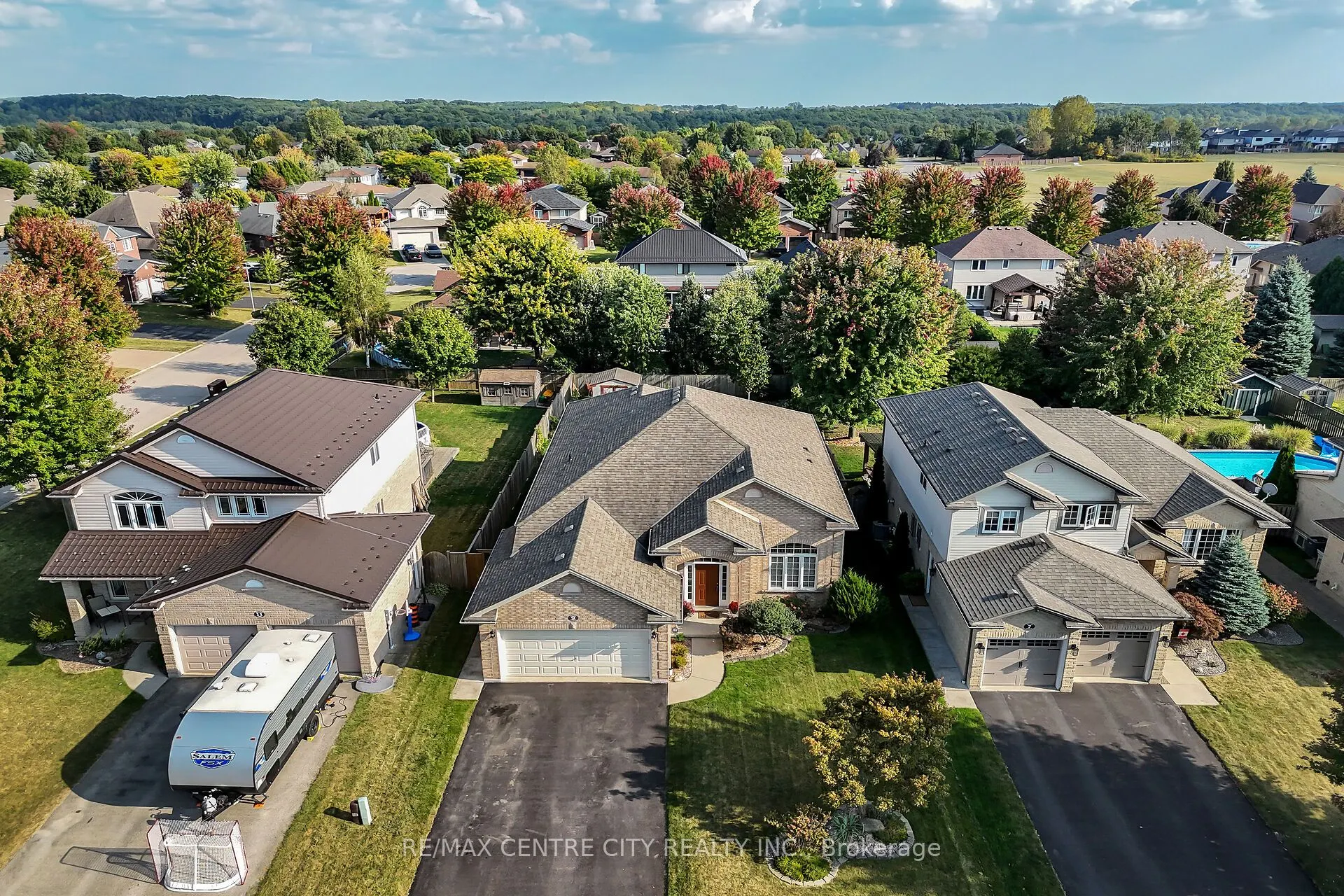 9 Willard Crescent