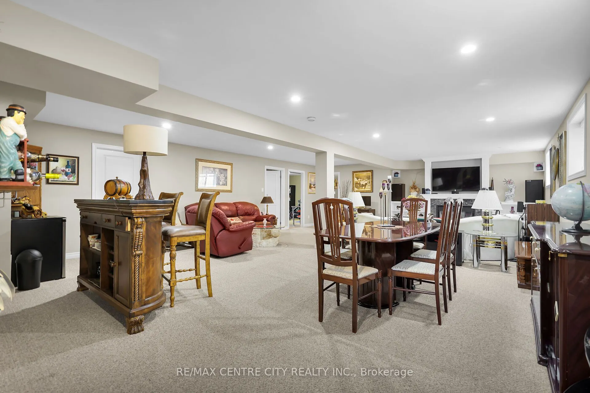 9 Willard Crescent