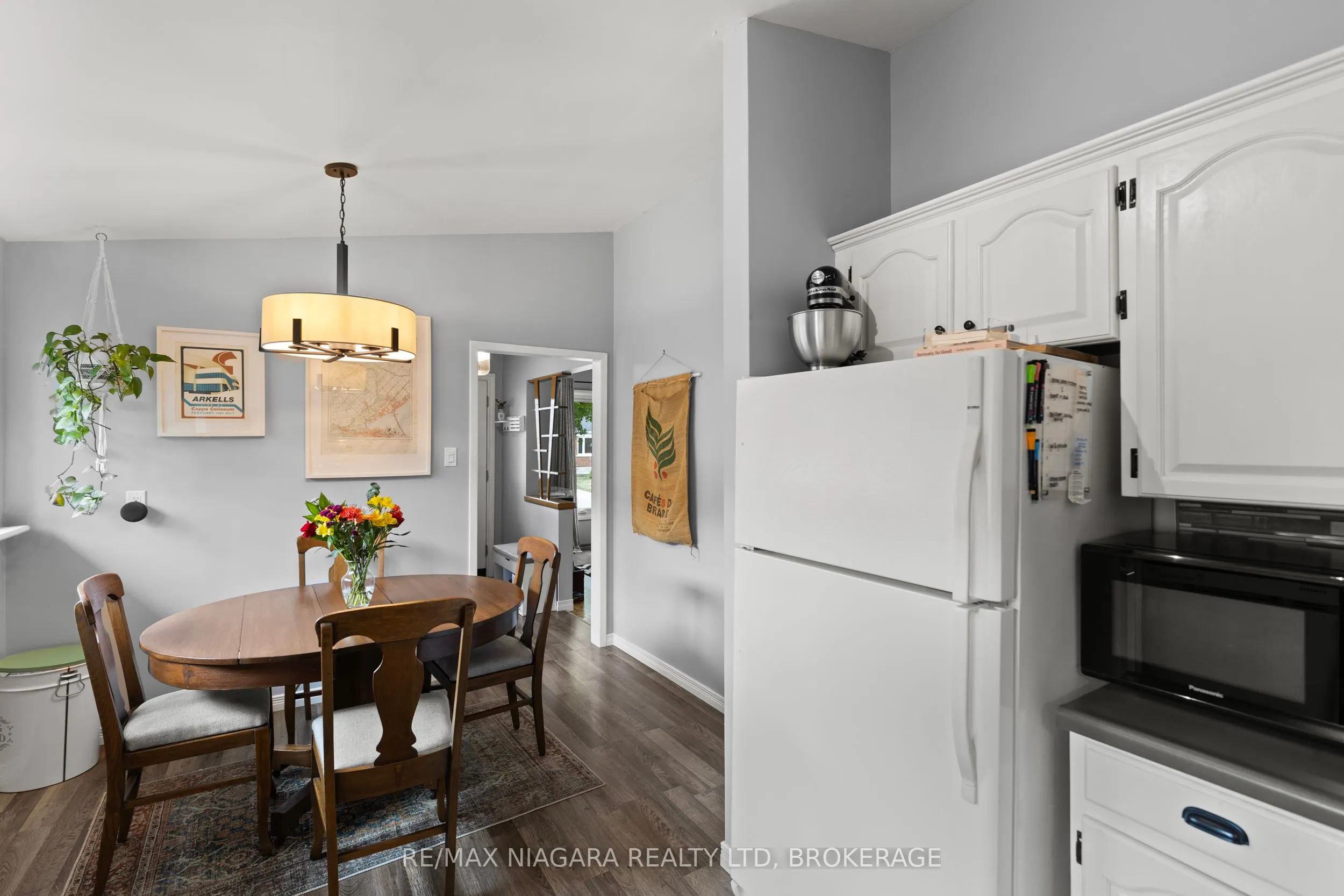 471 East 42nd Street