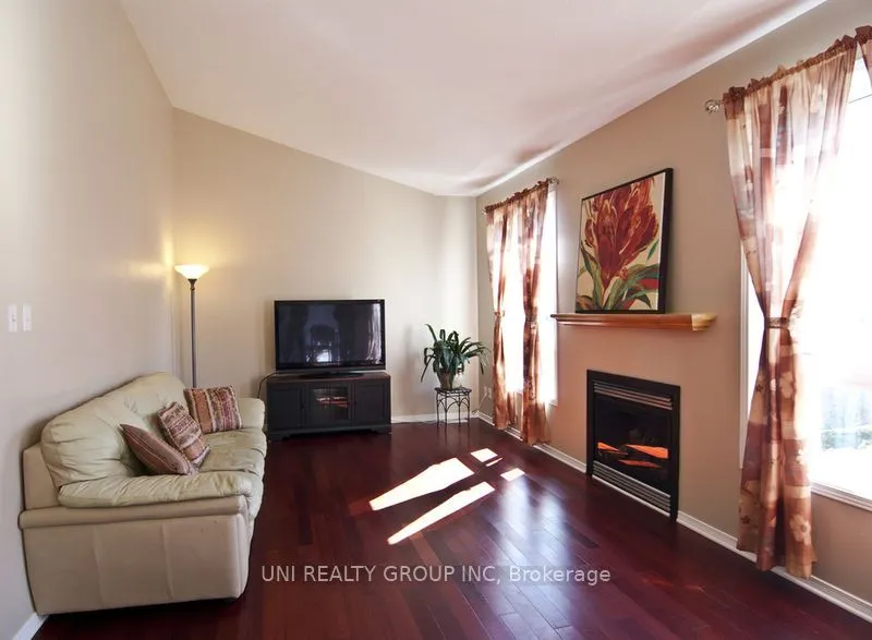 131 LAMPLIGHTERS Drive